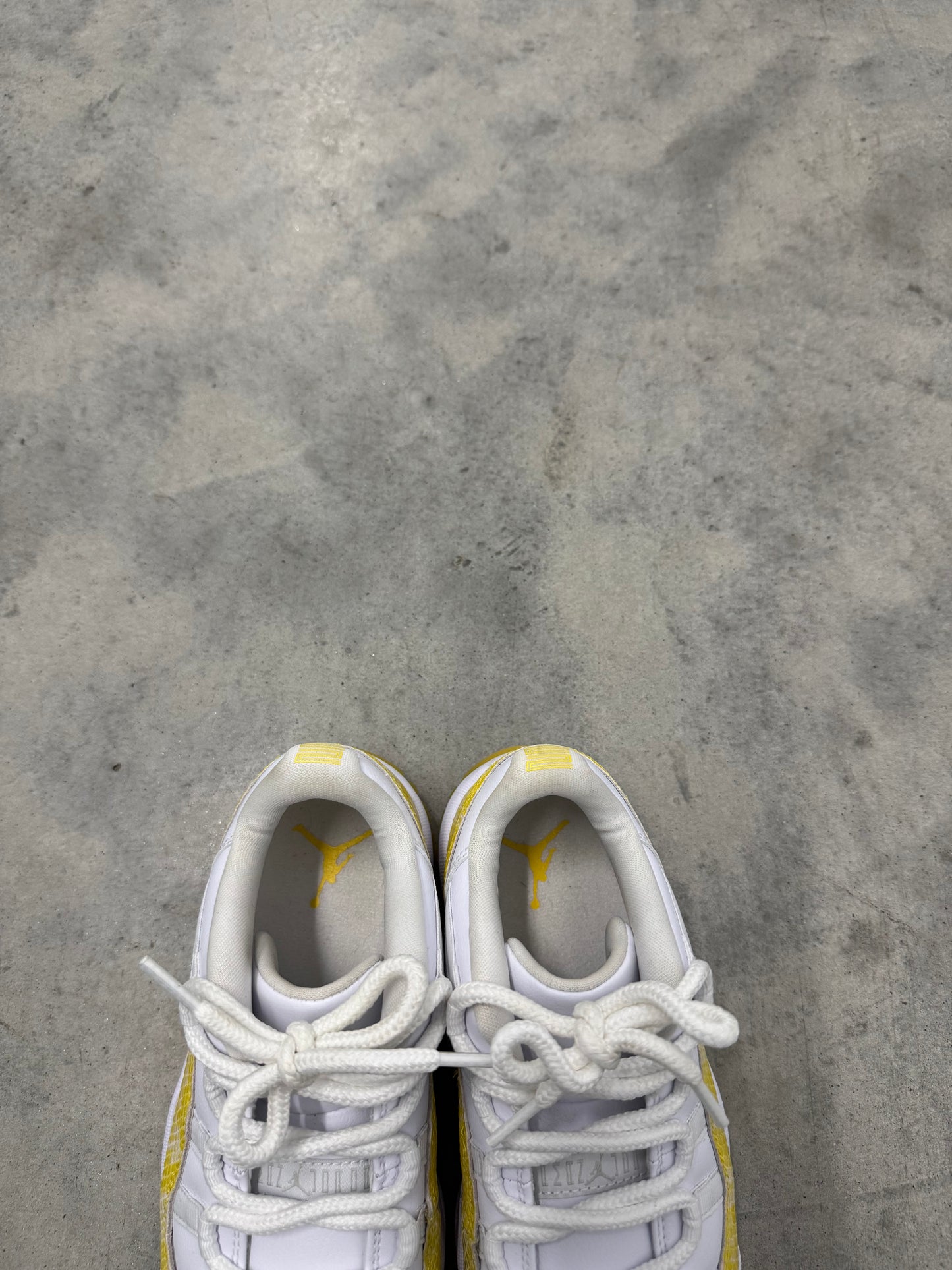 JORDAN 11 LOW “ Yellow Snakeskin “