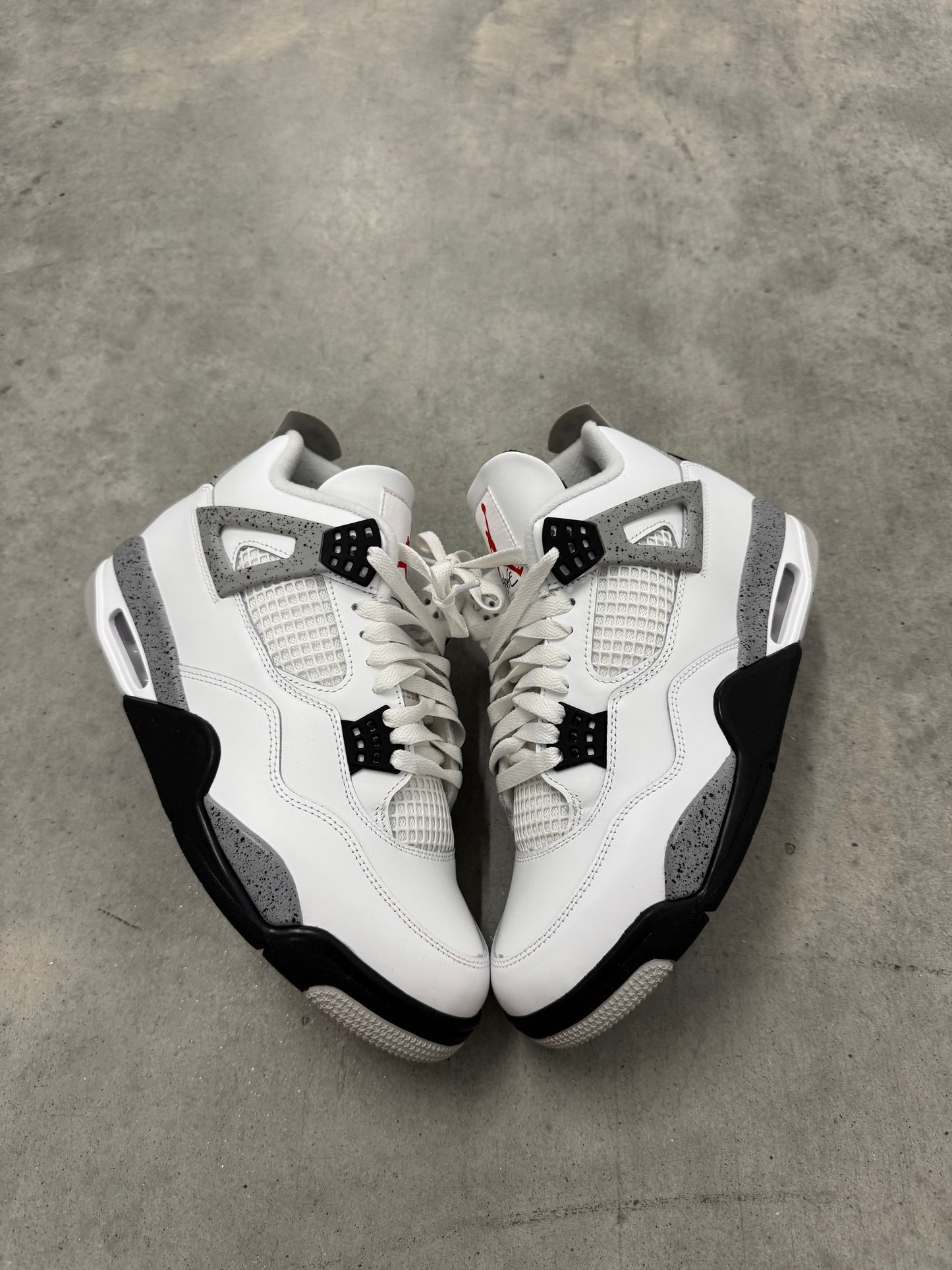 JORDAN 4 “ White Cement “ ( 2025 )
