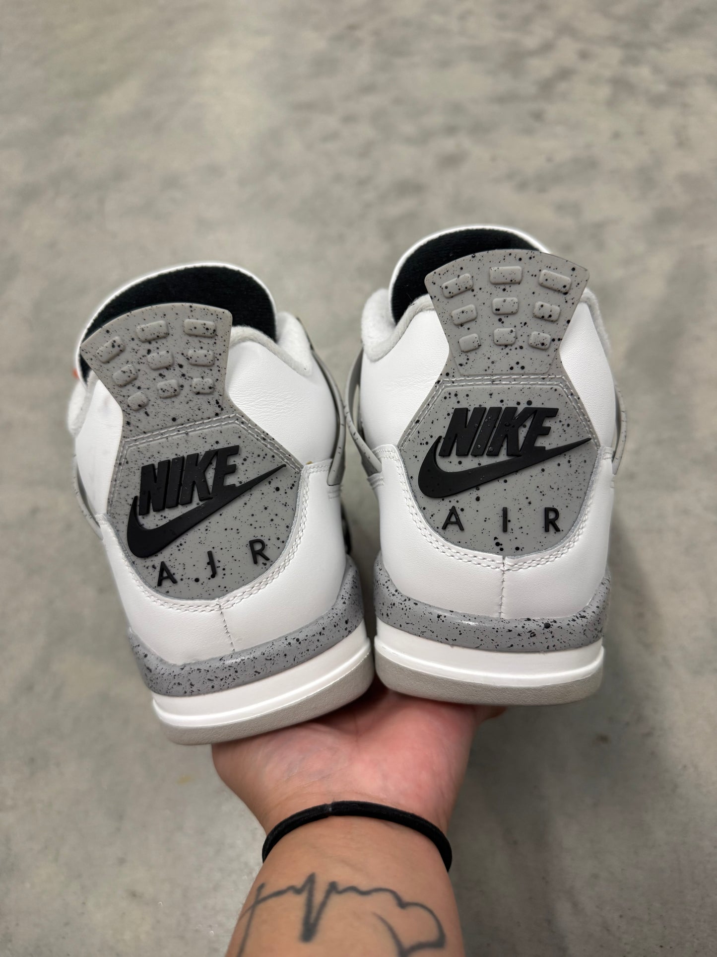 JORDAN 4 “ White Cement “