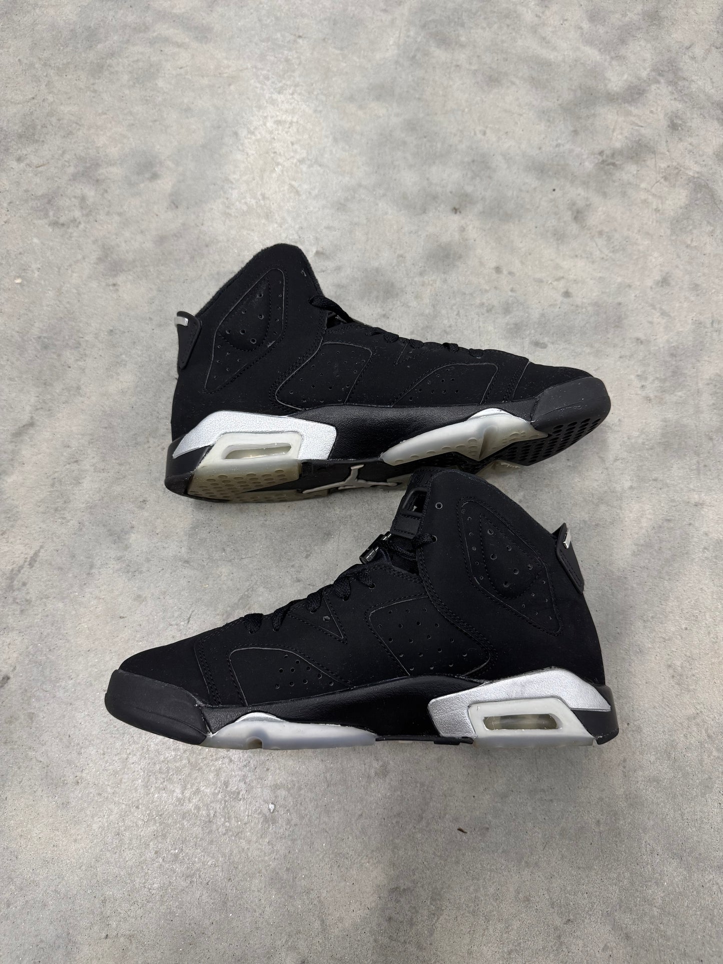 JORDAN 6 “ Chrome “