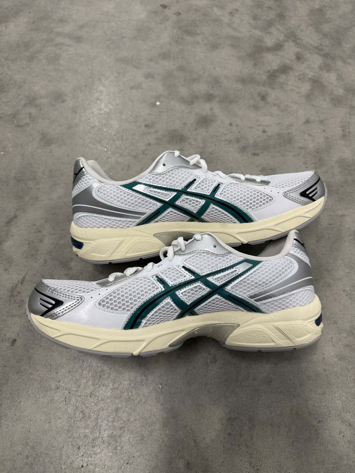 ASICS GEL-1130 “ White Rainy Lake “