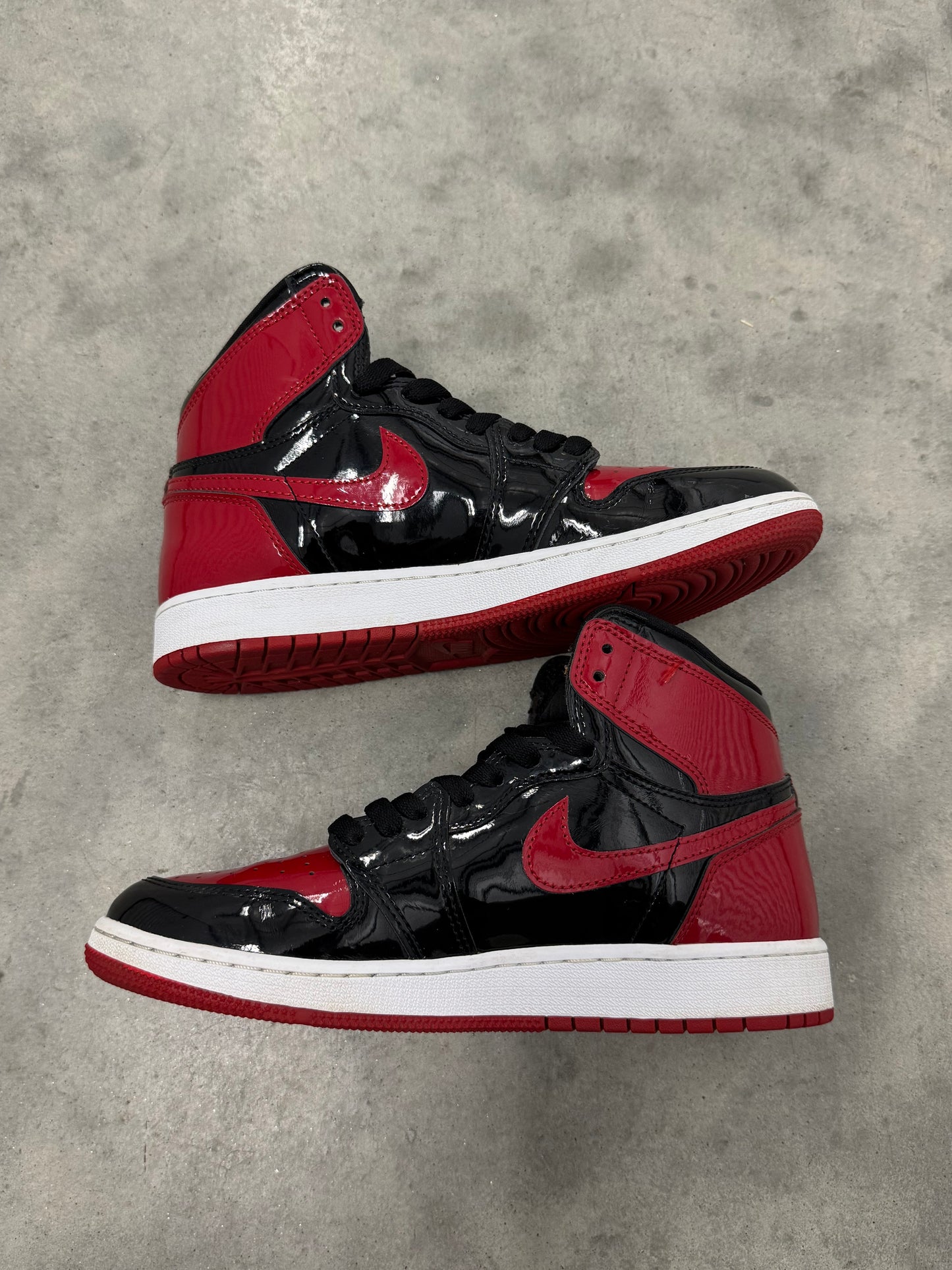 JORDAN 1 “ Patent Bred “