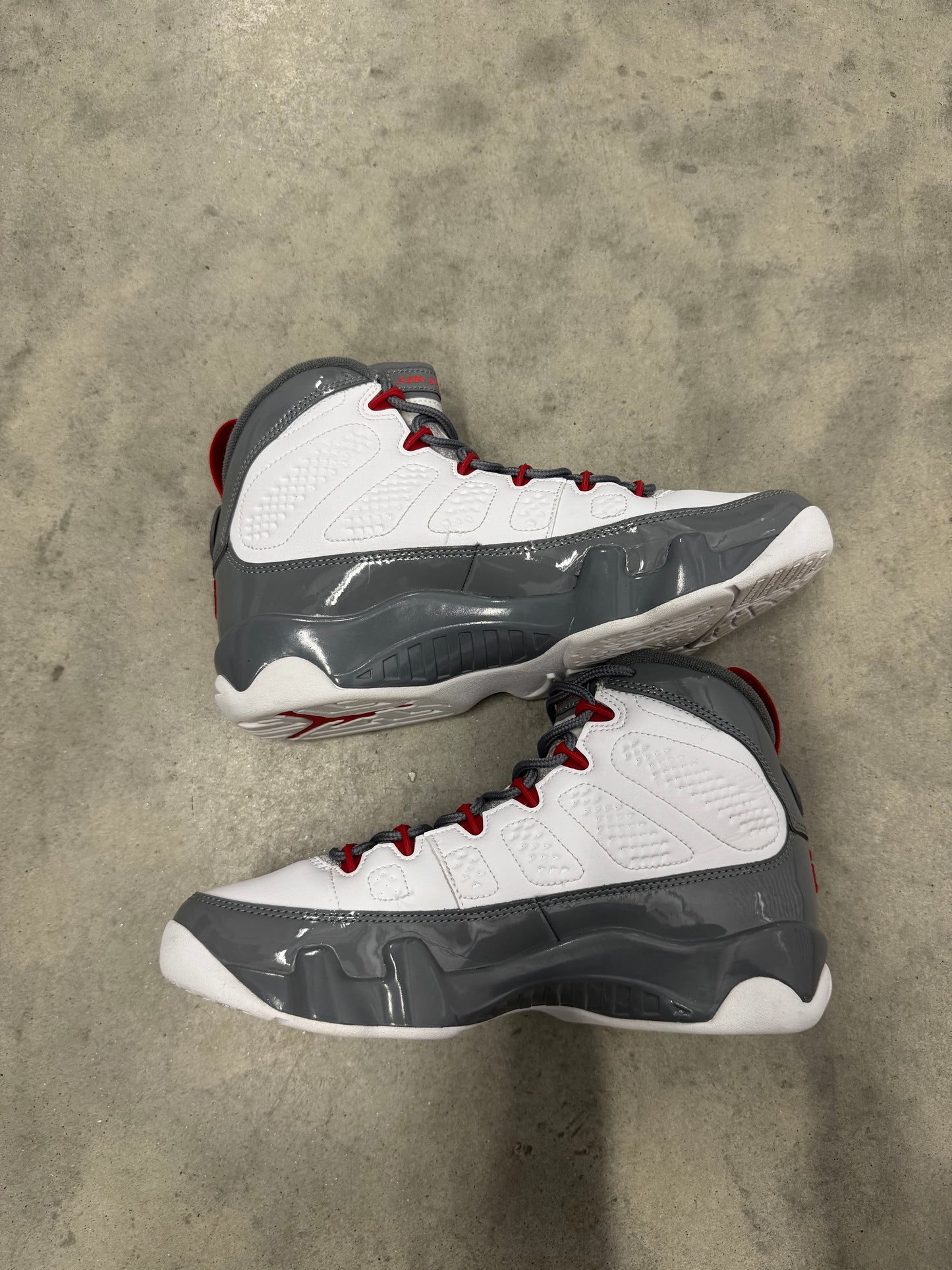 JORDAN 9 “ Fire Red “