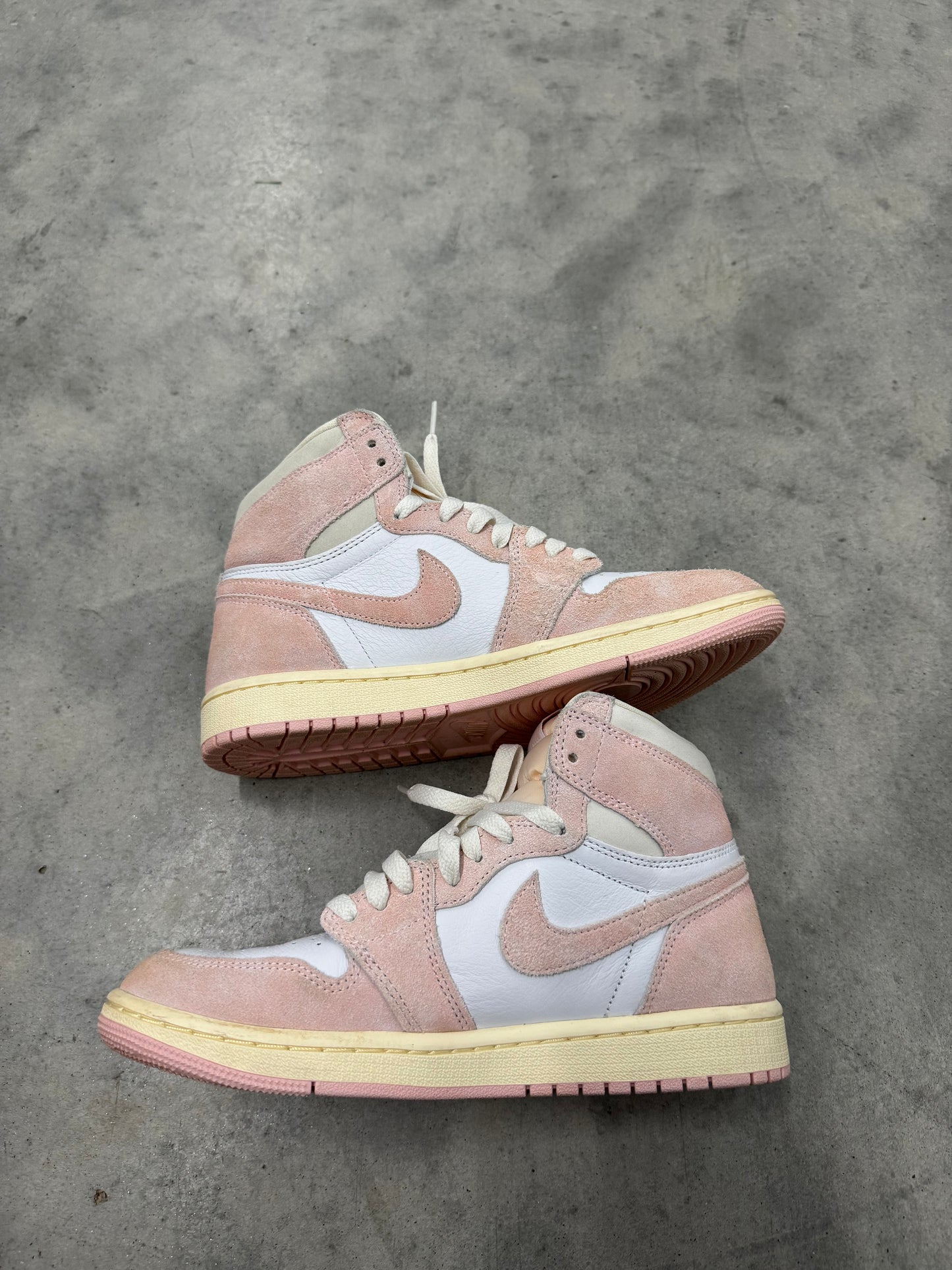 JORDAN 1 “ Washed Pink “