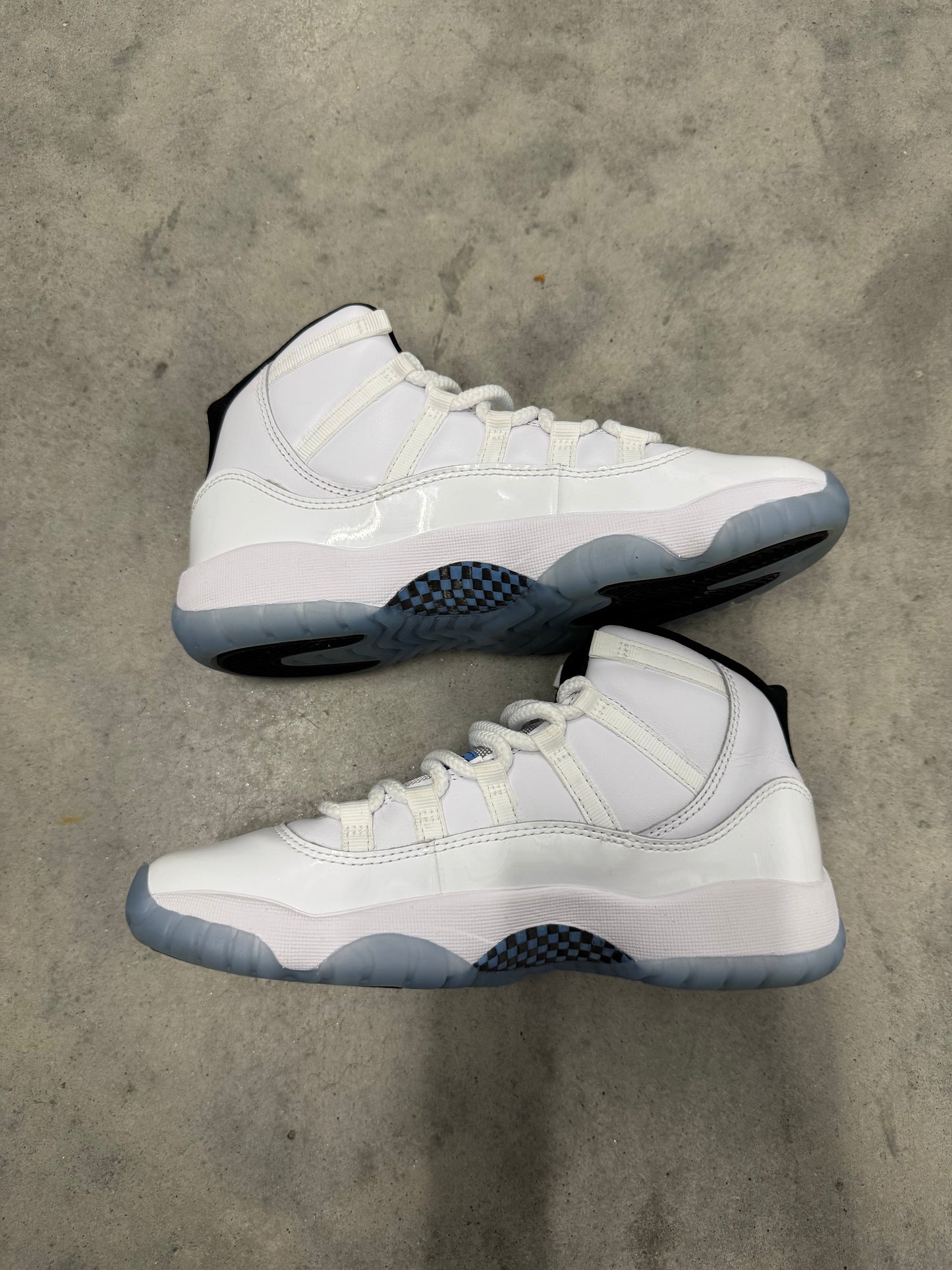 JORDAN 11 “ Legend Blue “