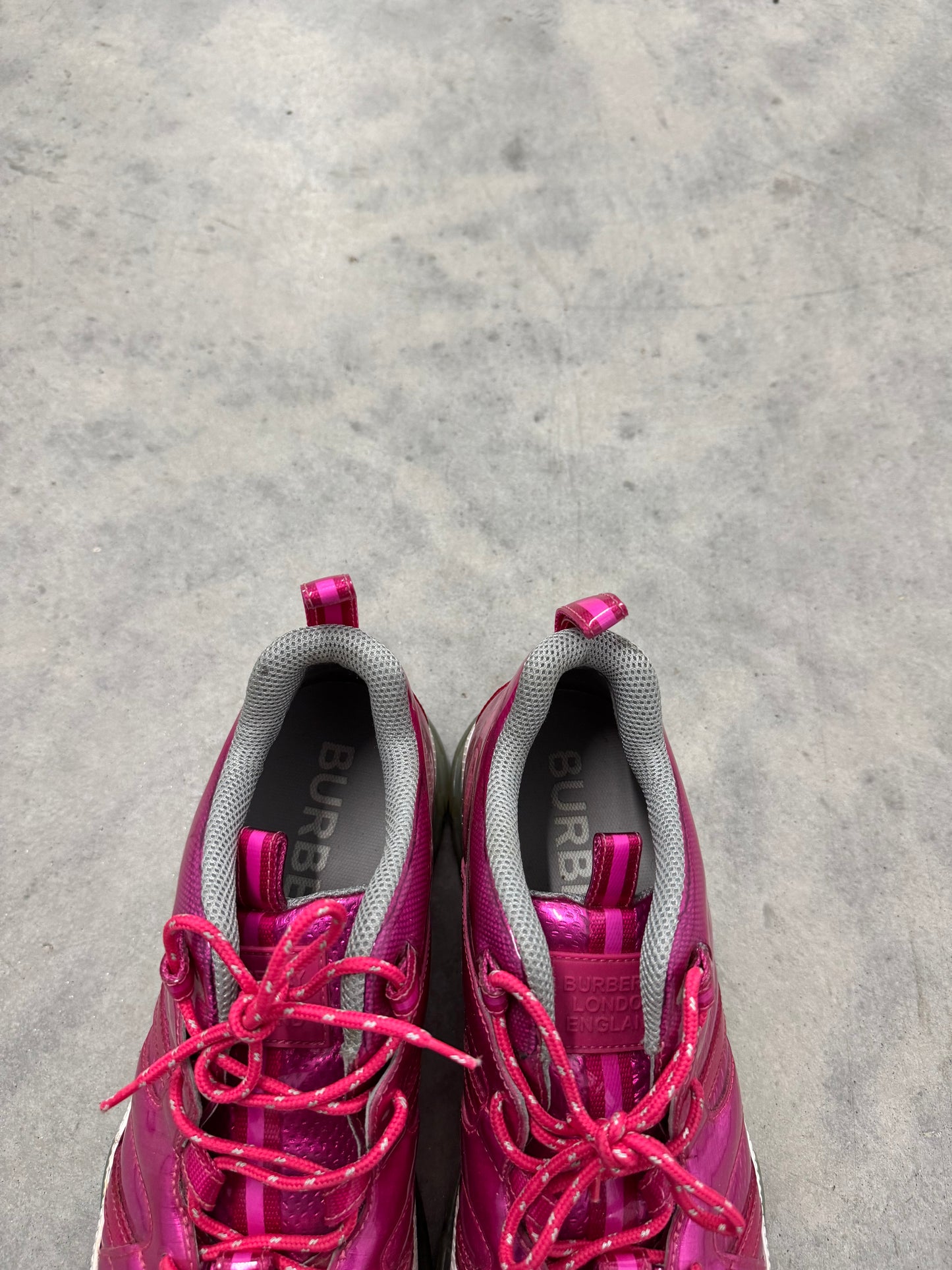 BURBERRY LONDON SNEAKER “ Fuchsia Pink “