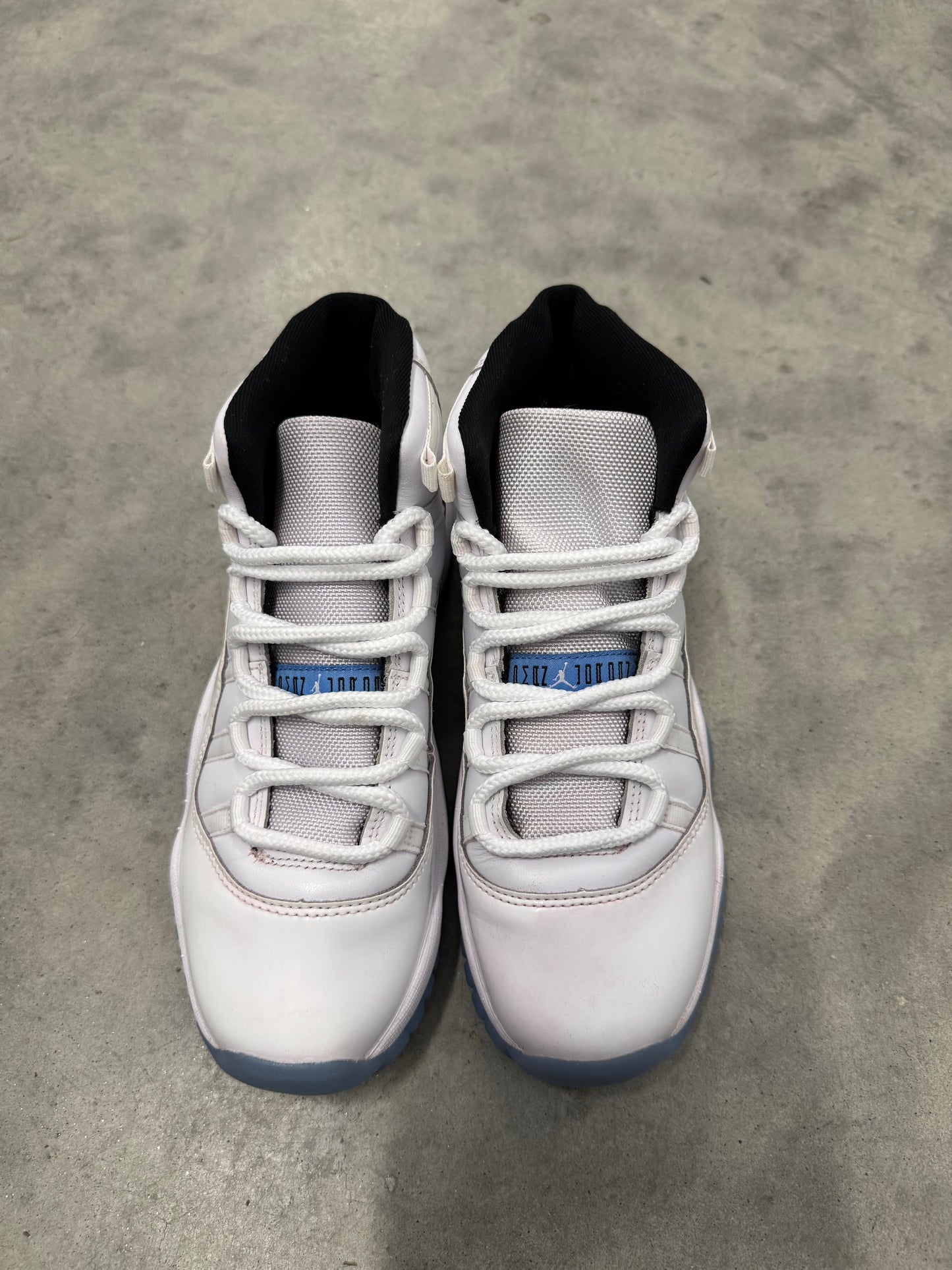 JORDAN 11 “ Legend Blue “