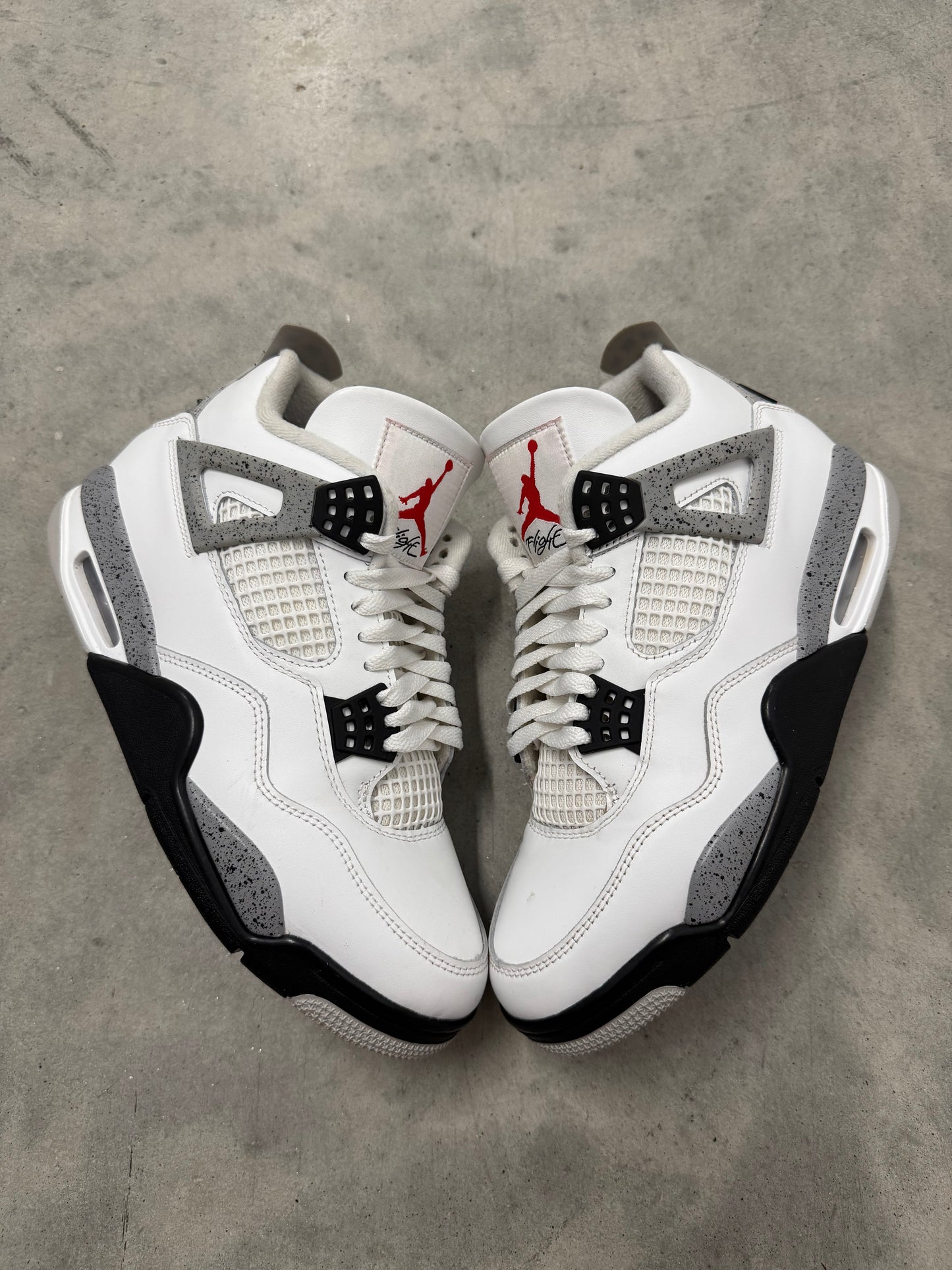 JORDAN 4 “ White Cement “