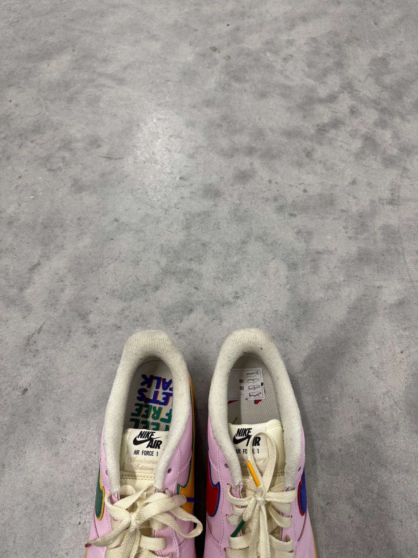 NIKE AIR FORCE LOW ‘07 “ Feel Free Let’s Talk “