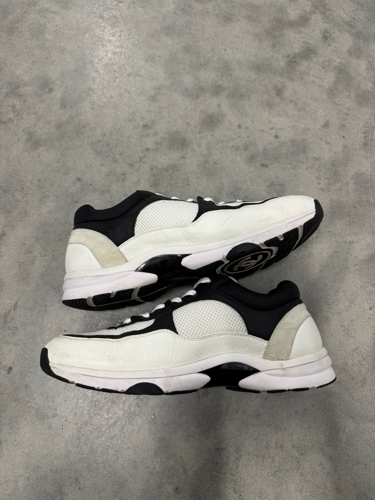 CHANEL SNEAKER “ White Black “