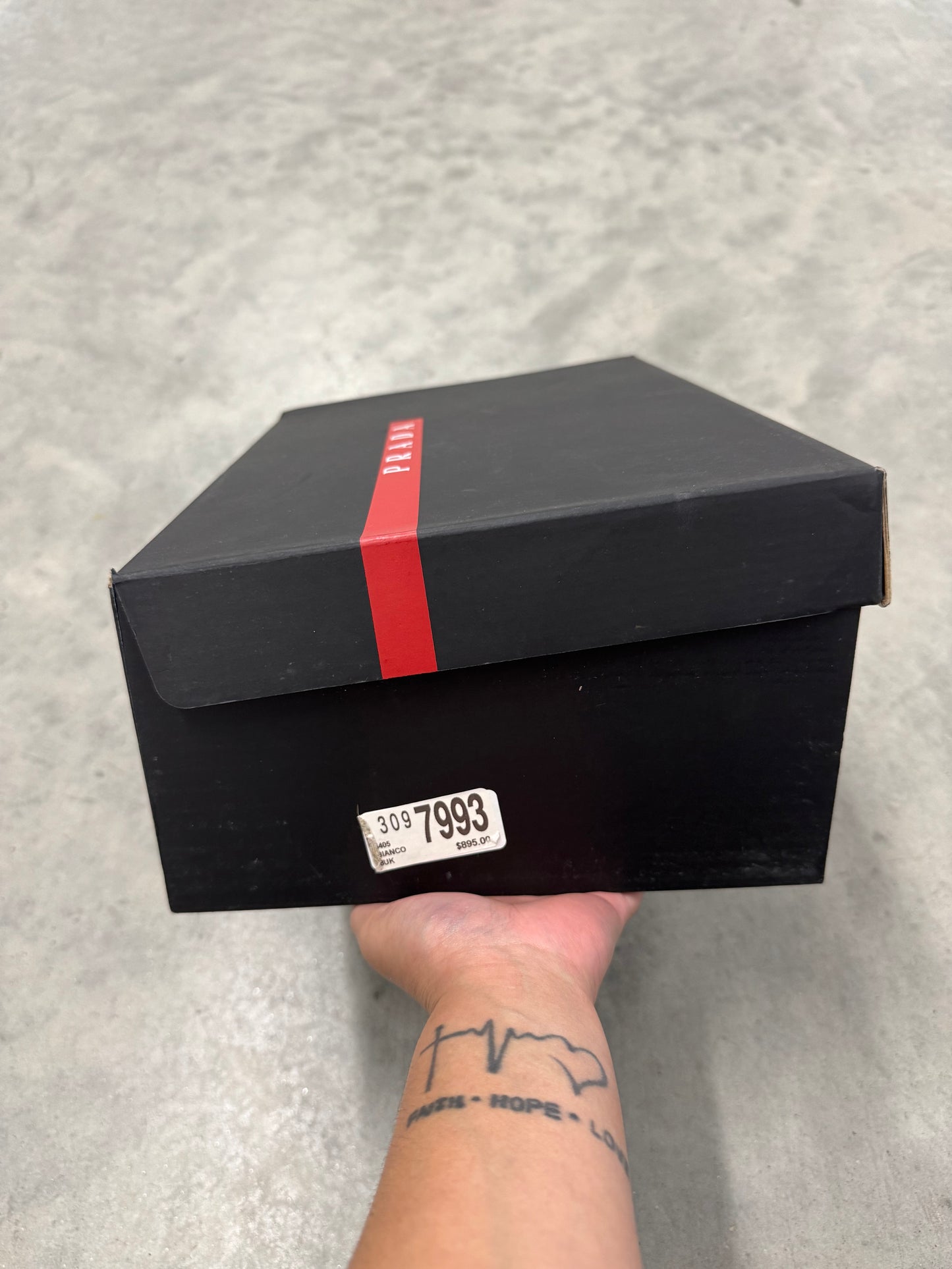 PRADA AMERICA’S CUP “ White Silver “