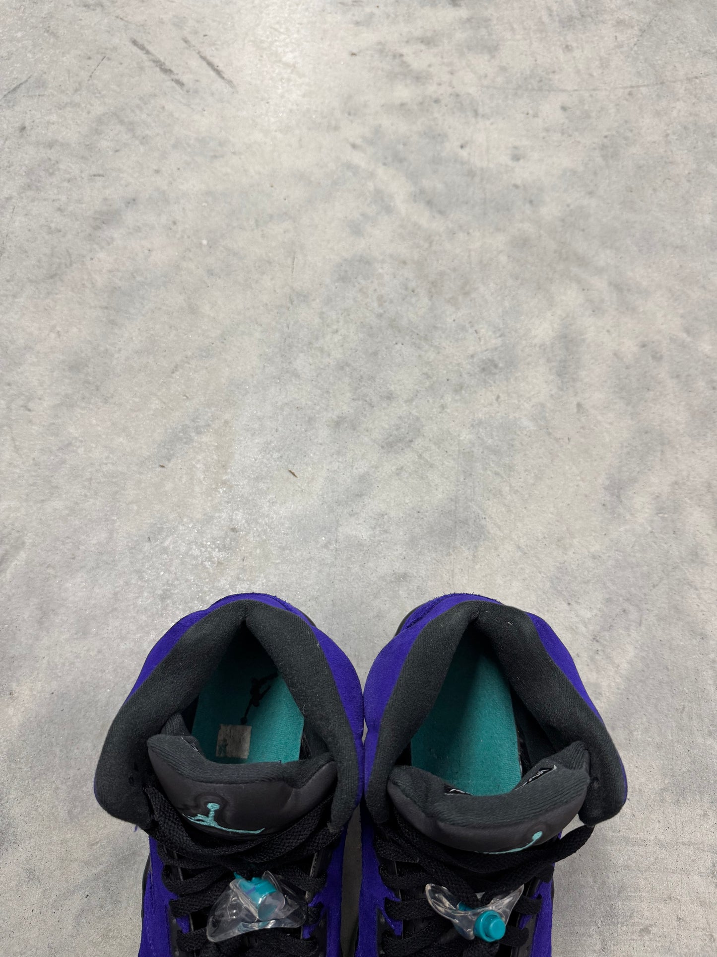 JORDAN 5 “ Alternate Grape “