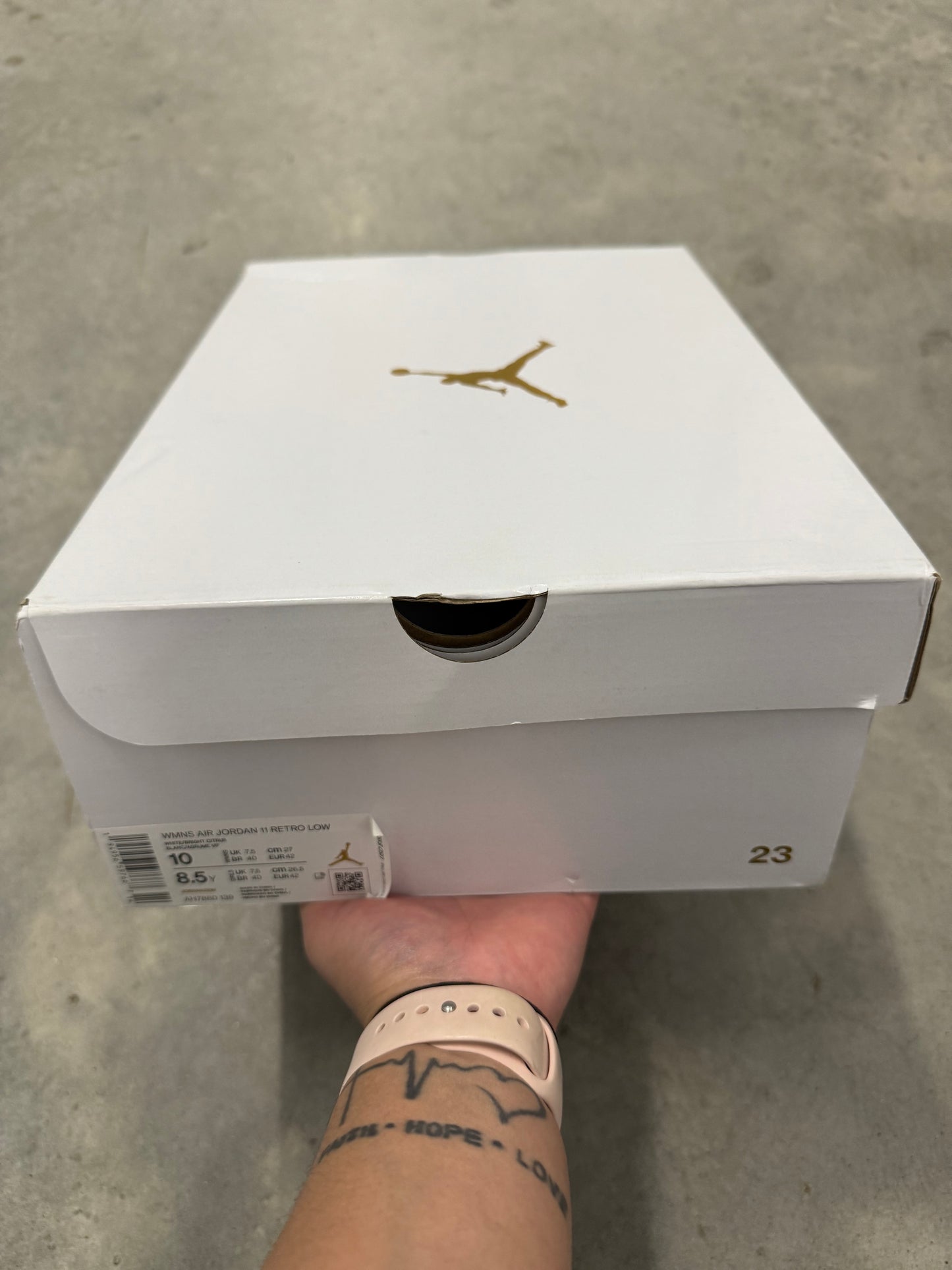 JORDAN 11 LOW “ Bright Citrus “