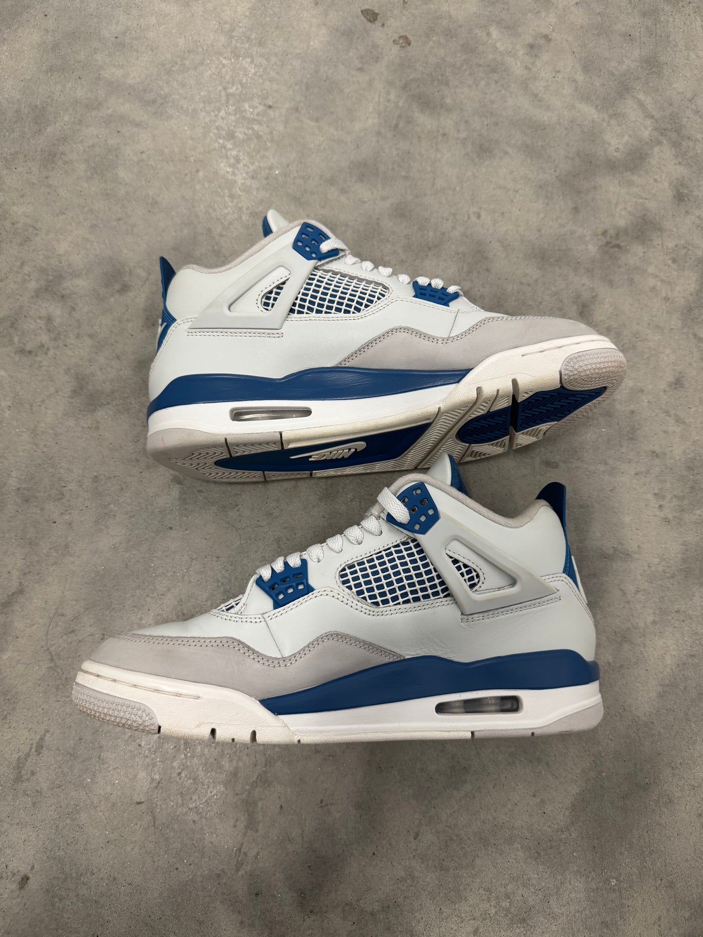 JORDAN 4 “ Military Blue “