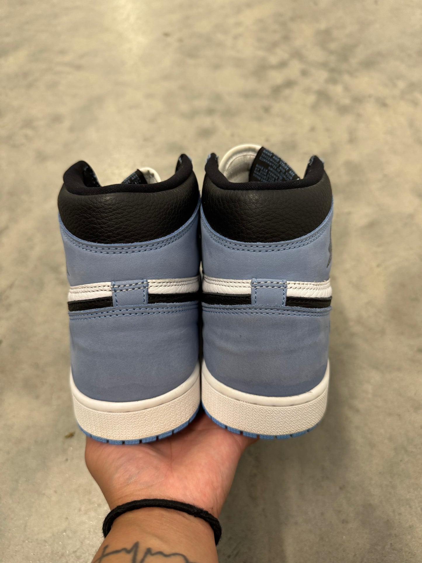 JORDAN 1 “ University Blue “