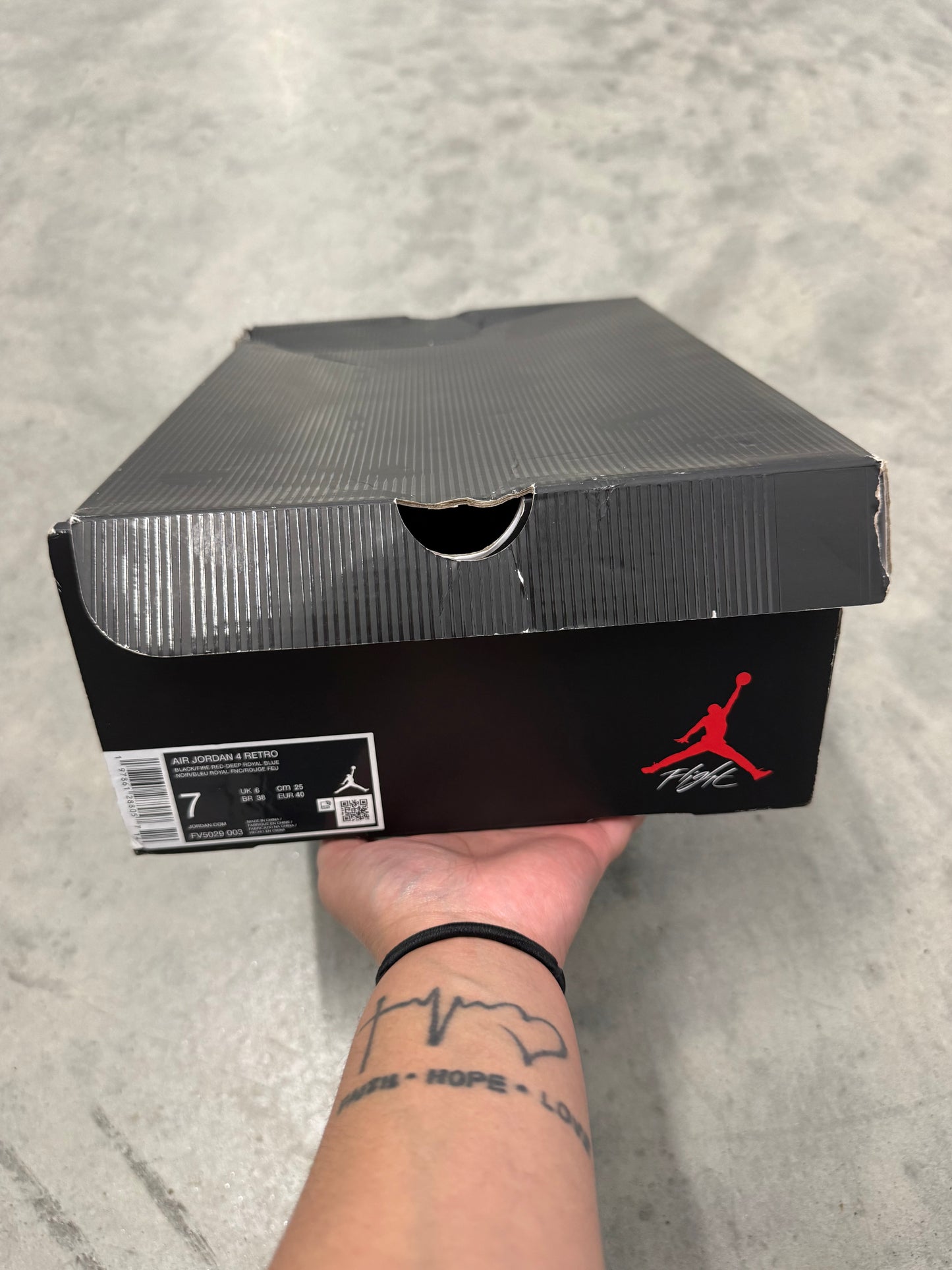 JORDAN 4 “ Rare Air “