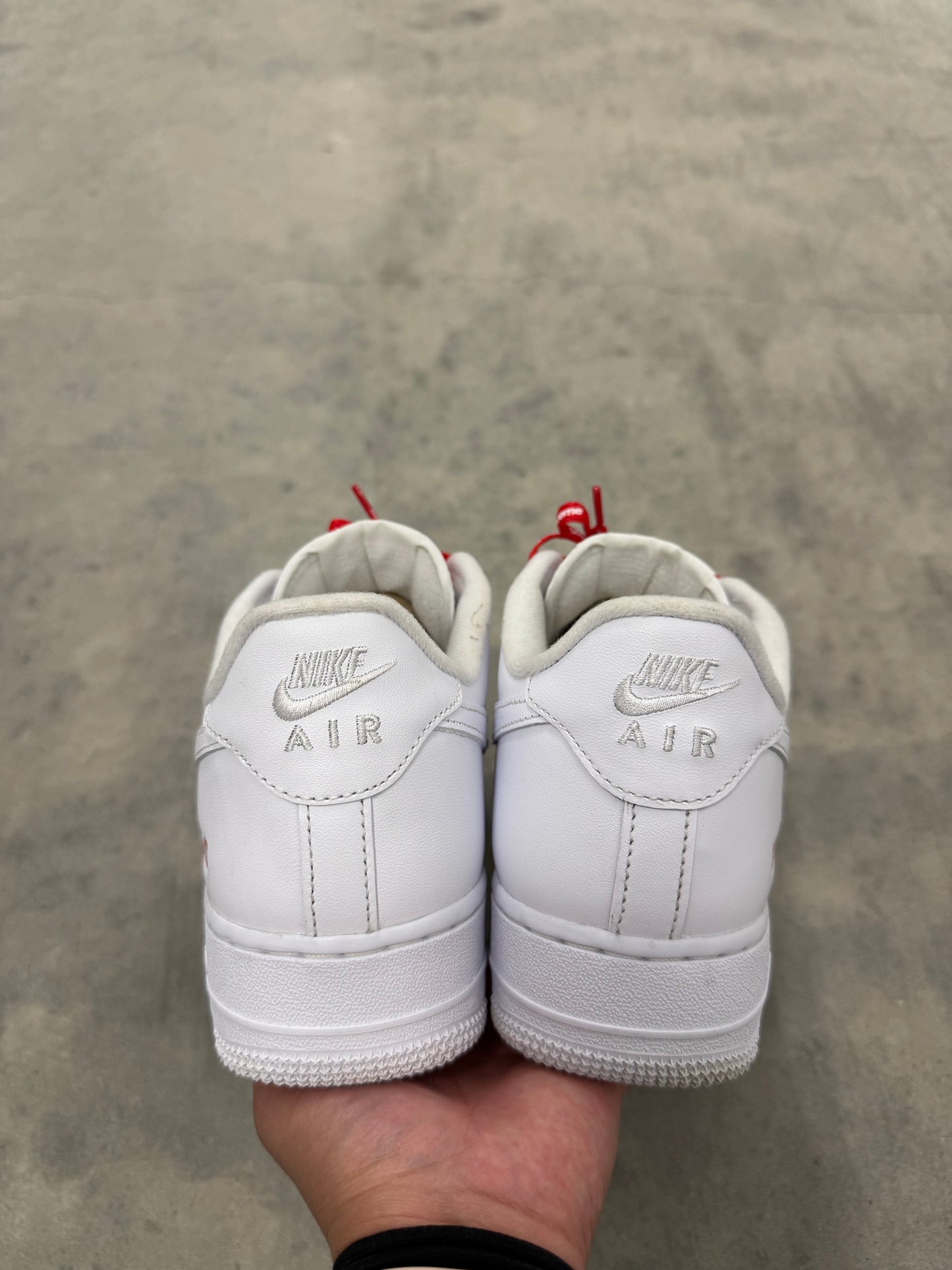 AIR FORCE SUPREME LOW “ Box-Logo White “