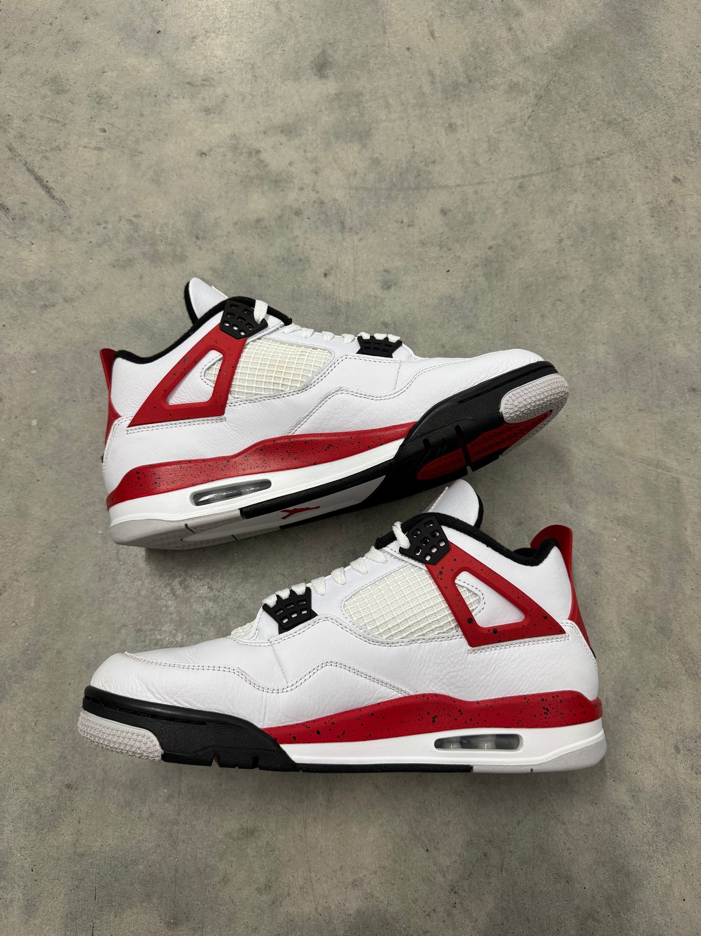 JORDAN 4 “ Red Cement “