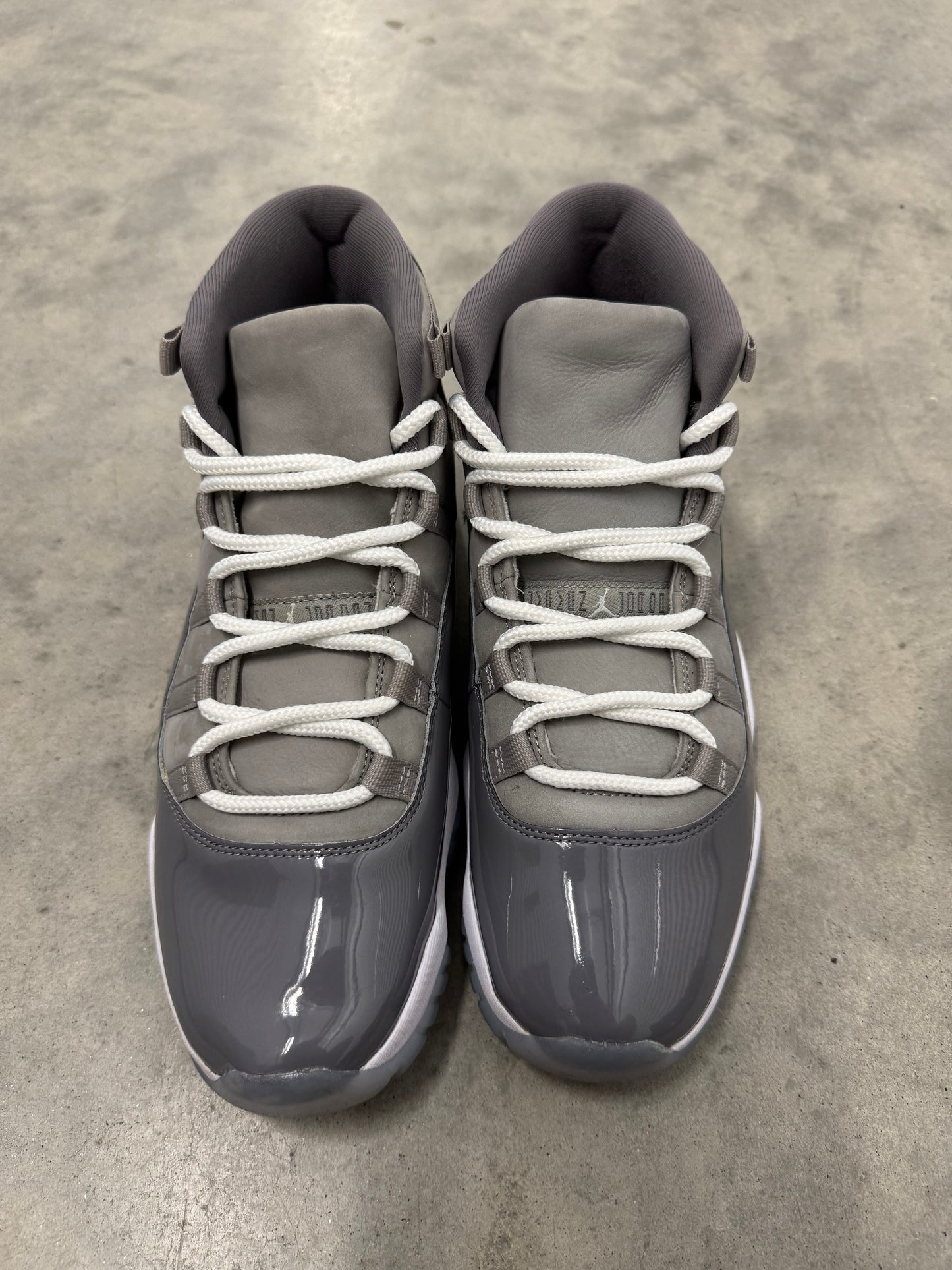 JORDAN 11 “ Cool Grey “