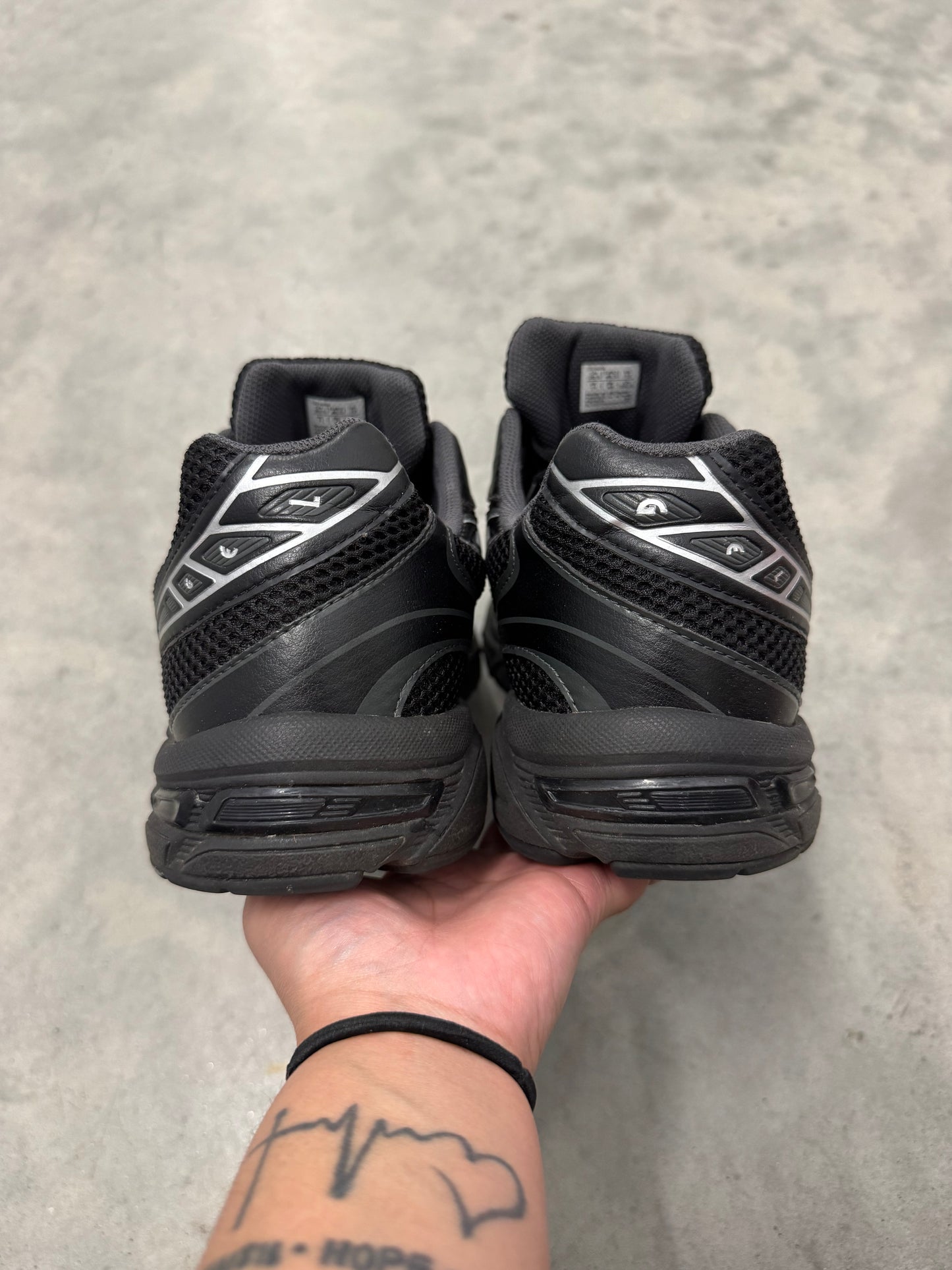 ASICS GEL-1130 “ Black Pure Silver “
