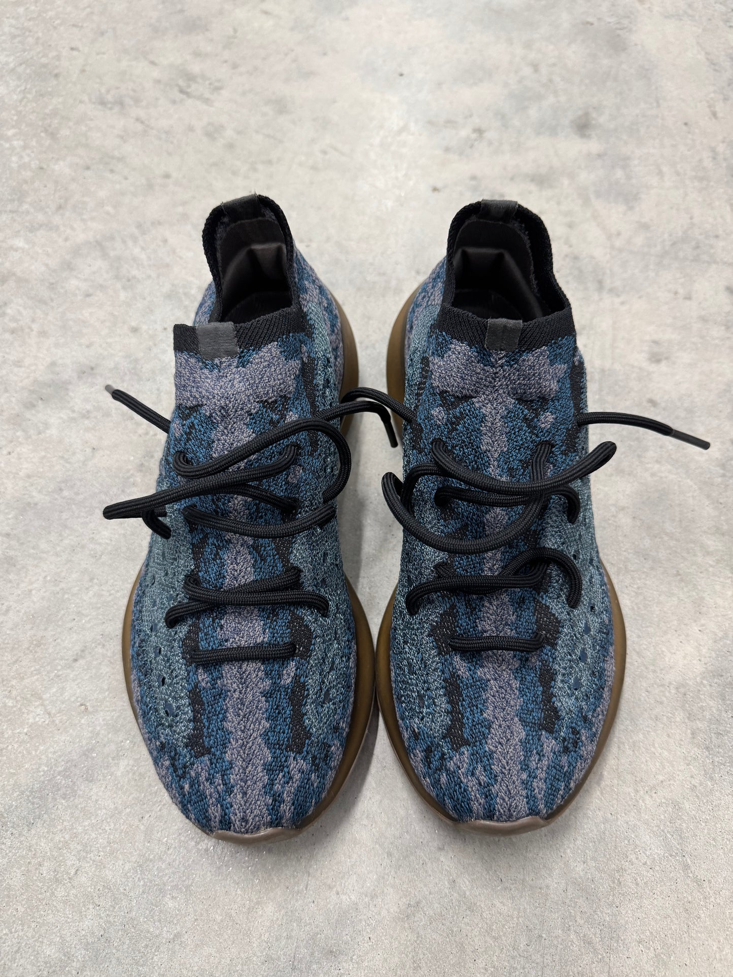 YEEZY 380 “ Covellite “