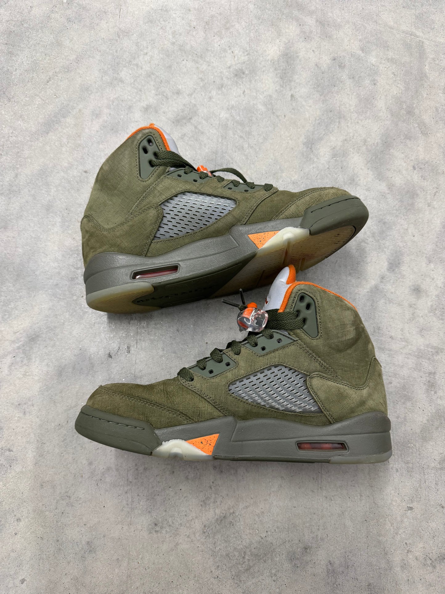 JORDAN 5 “ Olive “
