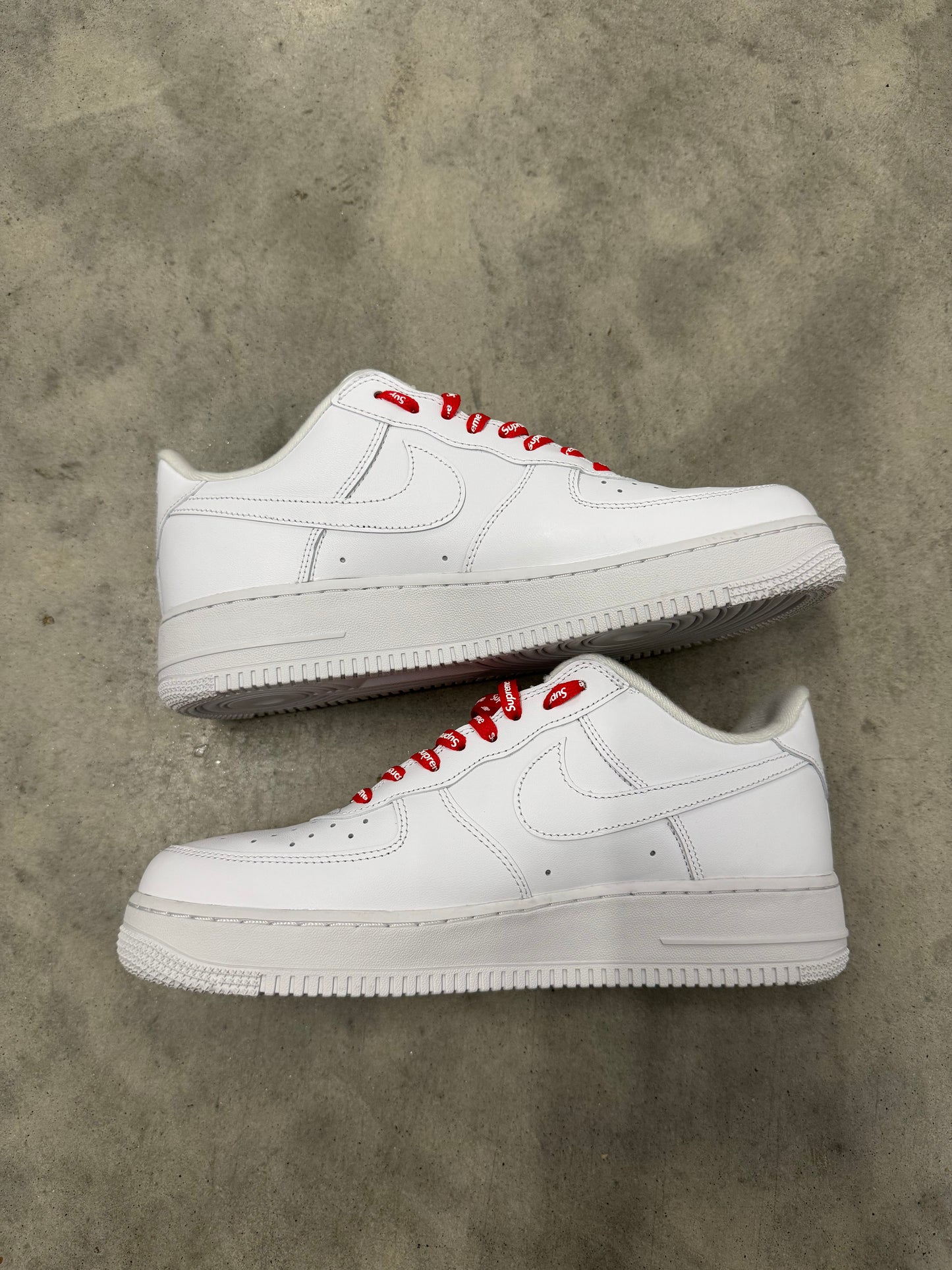 AIR FORCE SUPREME LOW “ Box-Logo White “