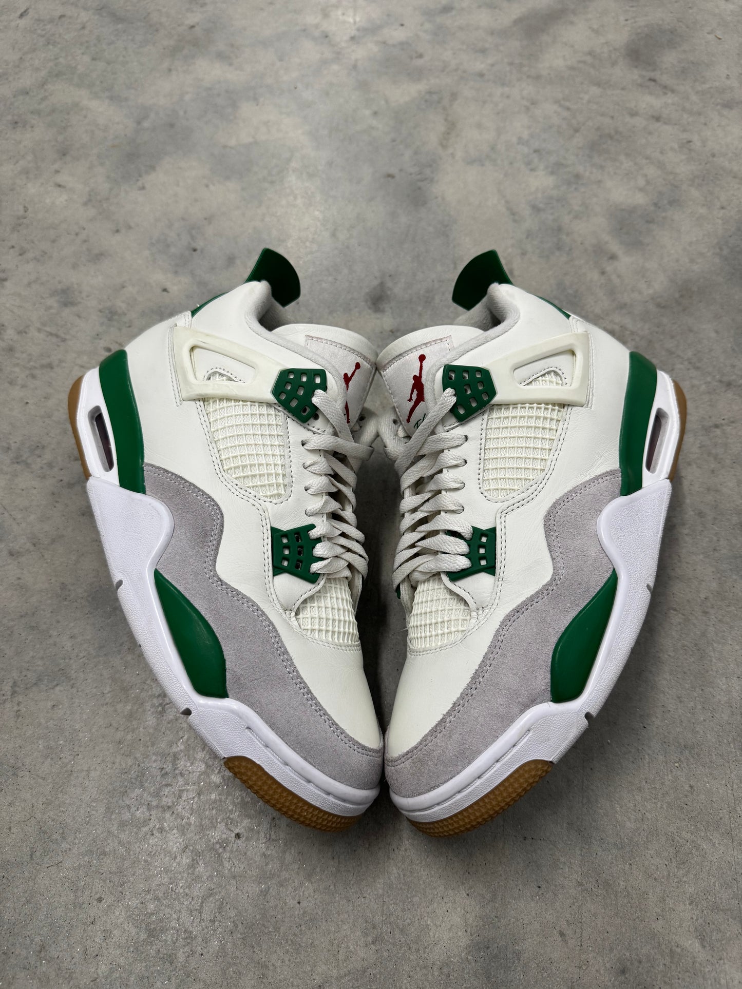 NIKE SB JORDAN 4 “ Pine Green “