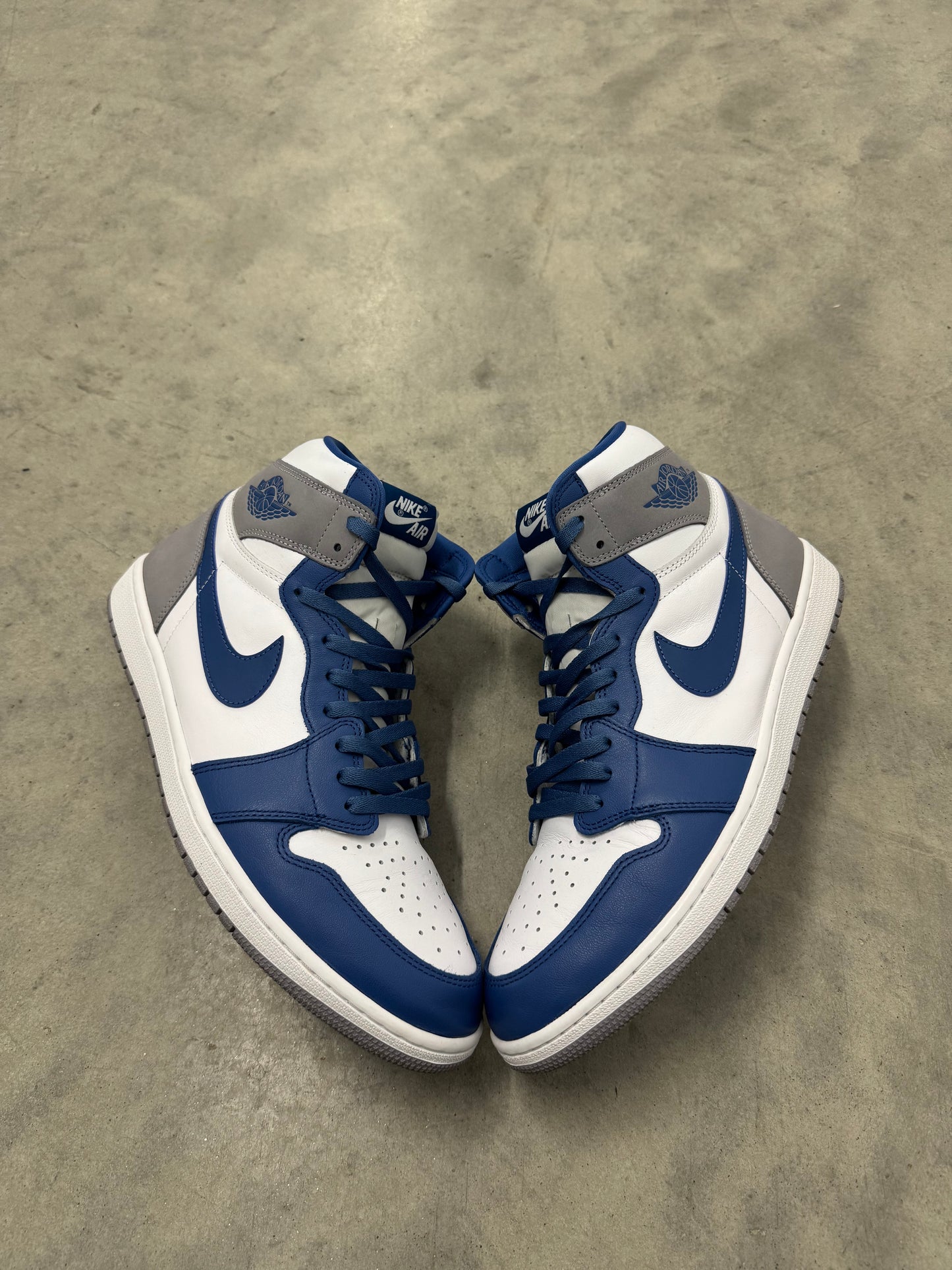 JORDAN 1 “ True Blue “