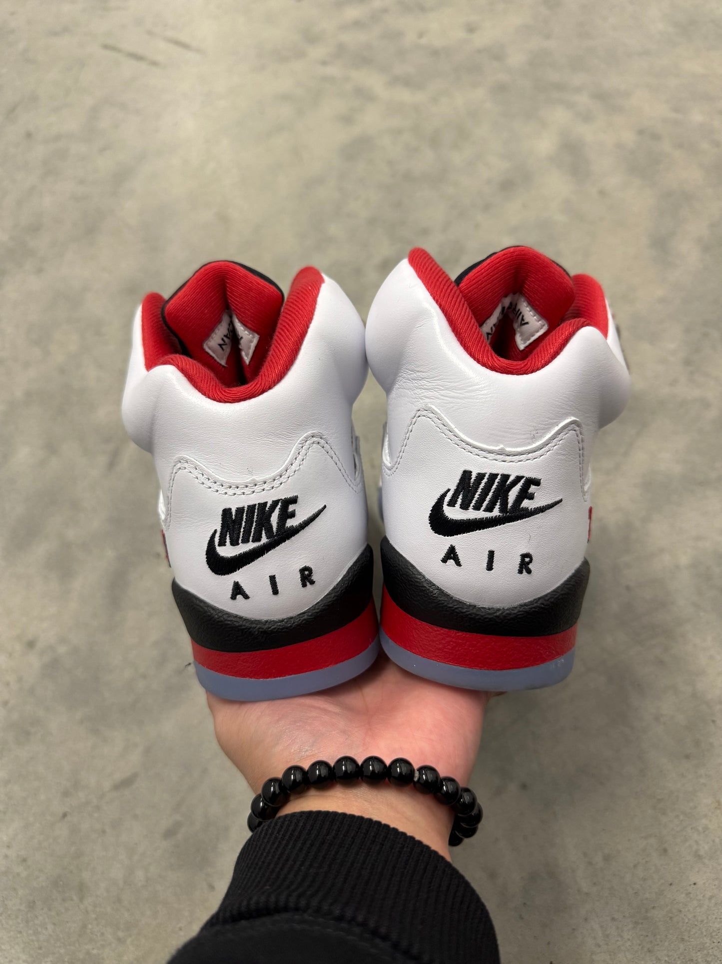 JORDAN 5 “ Fire Red “