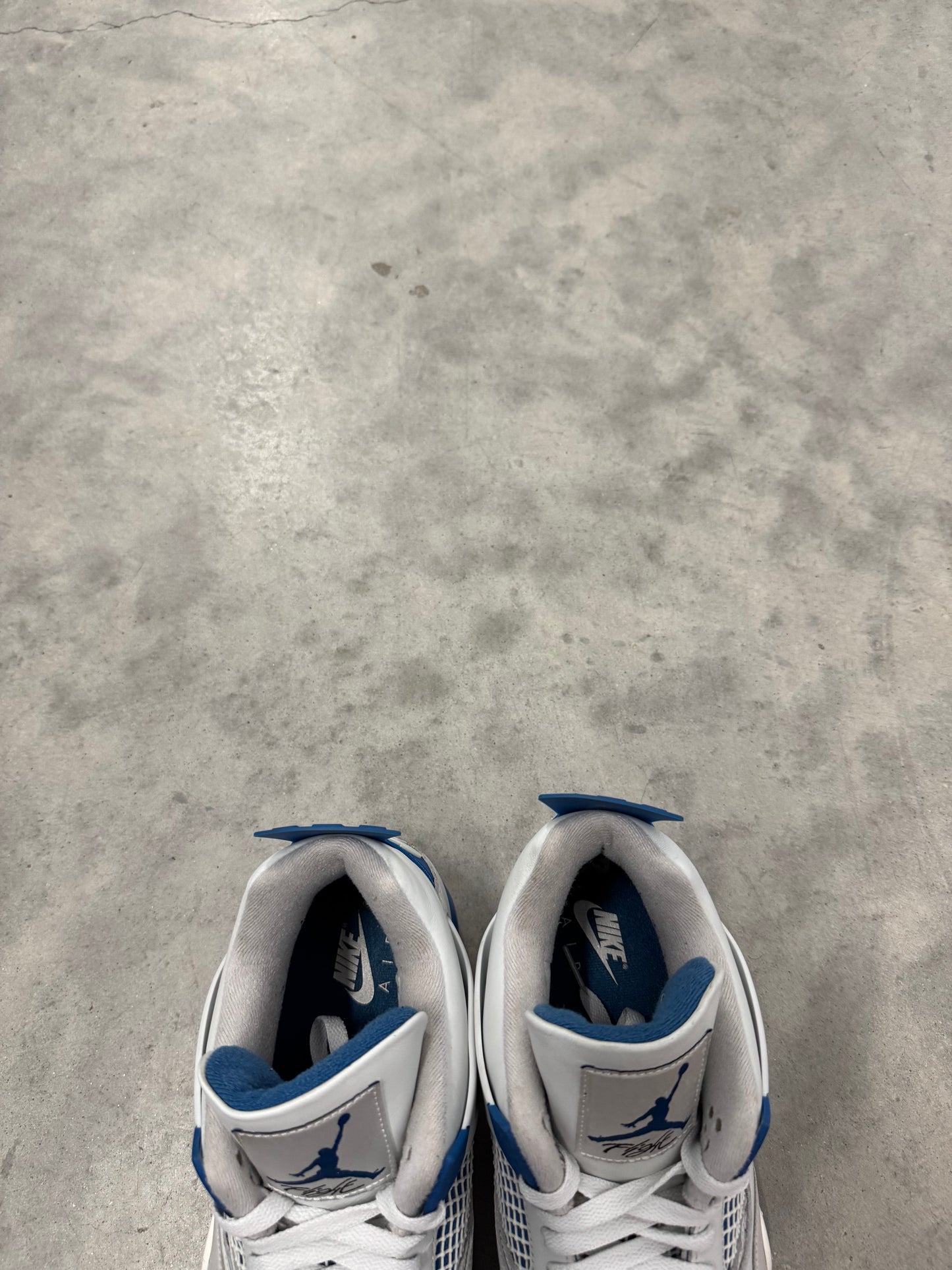 JORDAN 4 “ Military Blue “
