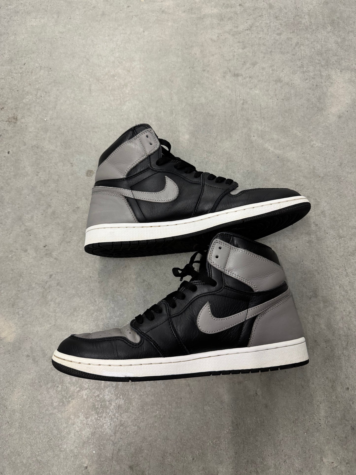 JORDAN 1 “ Shadow “ ( 2018 )