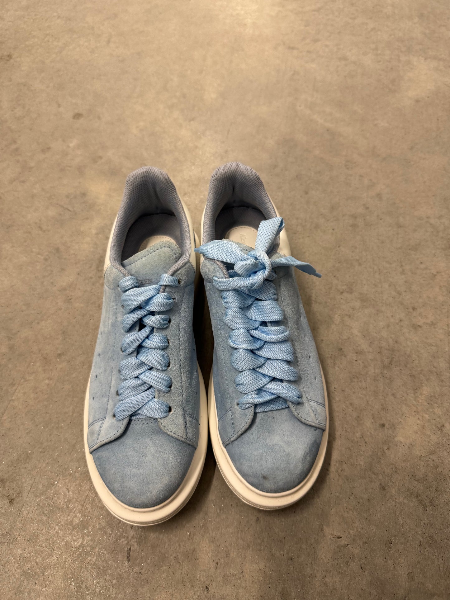 ALEXANDER MCQUEEN OVERSIZED SNEAKER “ Power Blue “