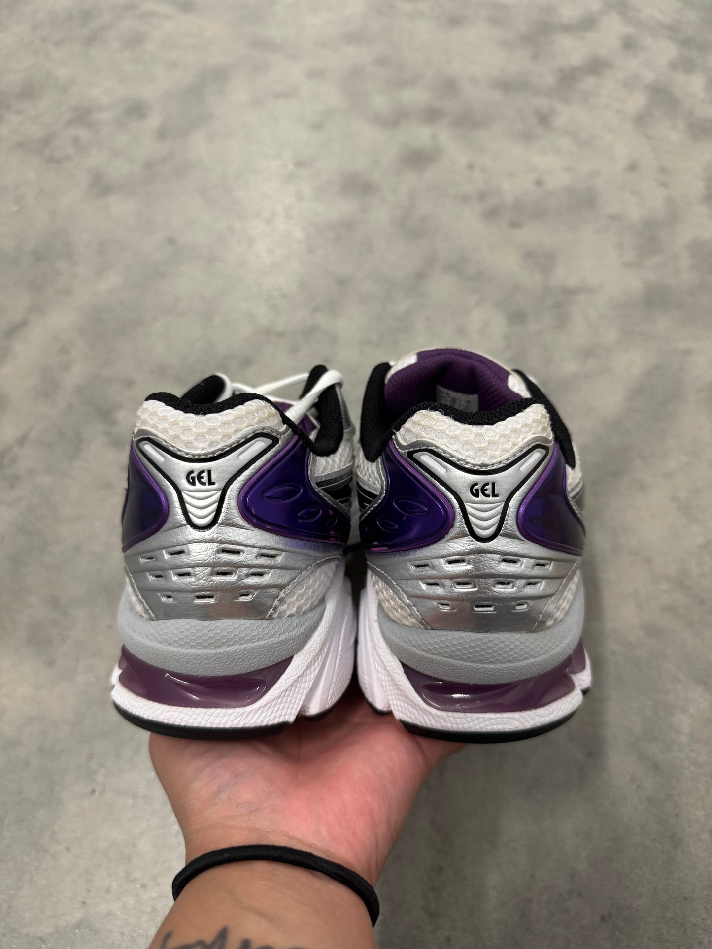 ASICS GEL-KAYANO 14 “ White Dark Grape “