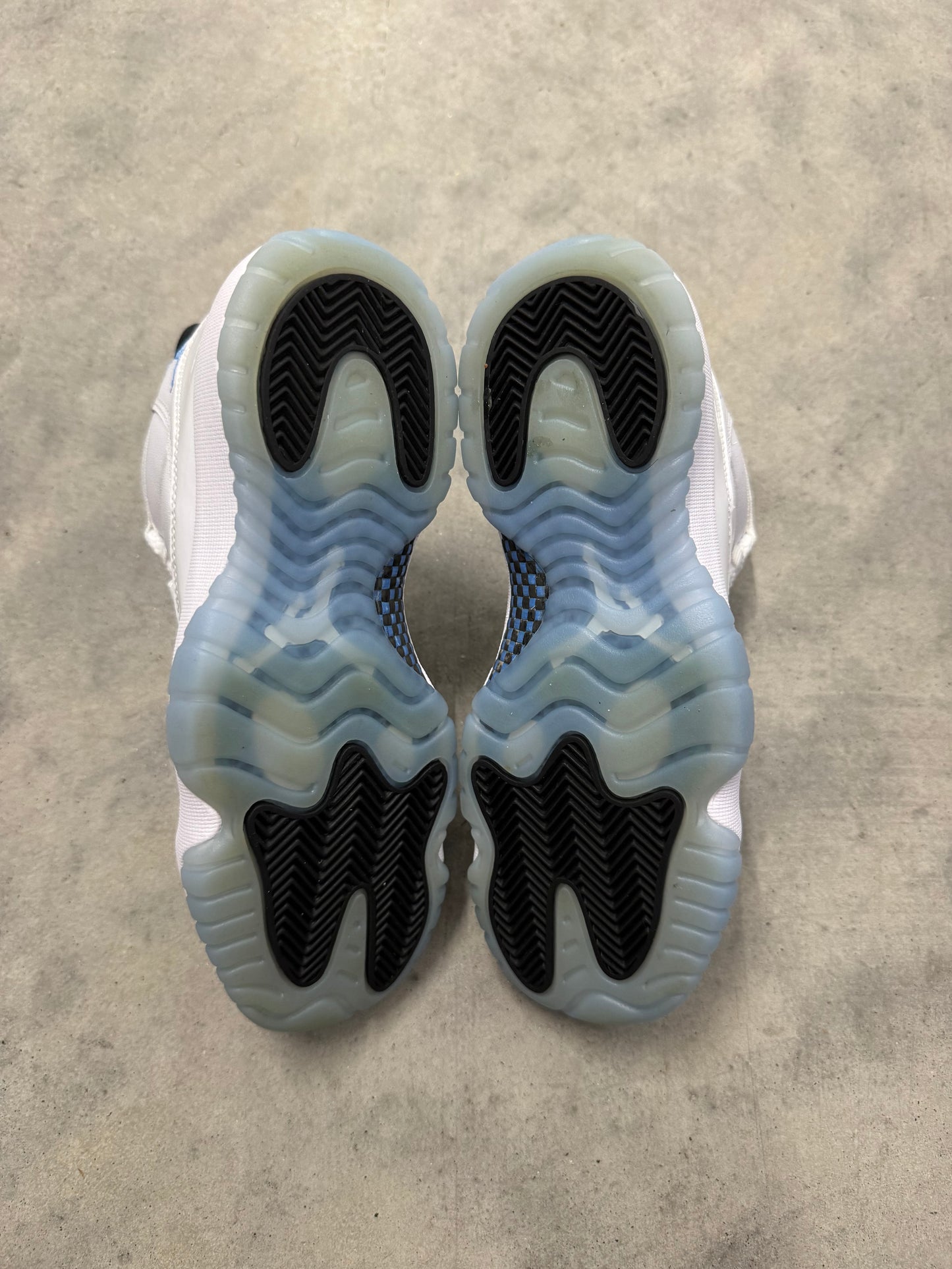 JORDAN 11 “ Legend Blue “