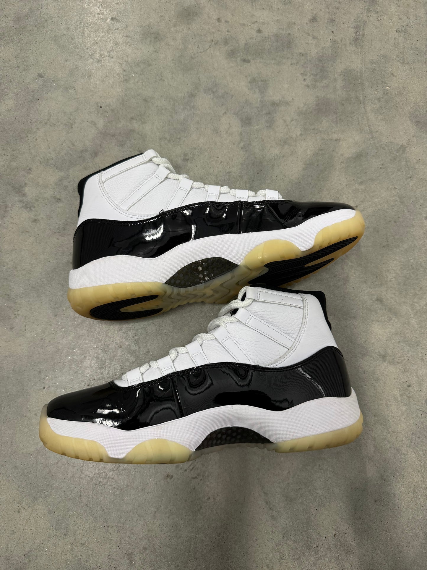 JORDAN 11 “ Defining Moments “
