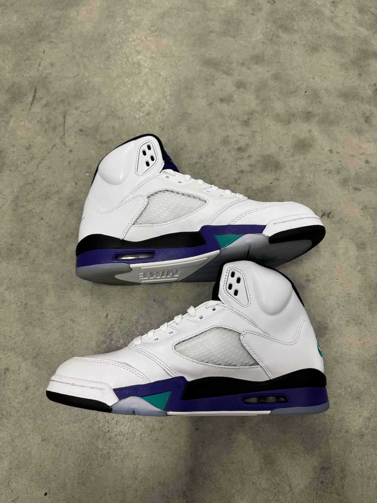 JORDAN 5 “ Grape “