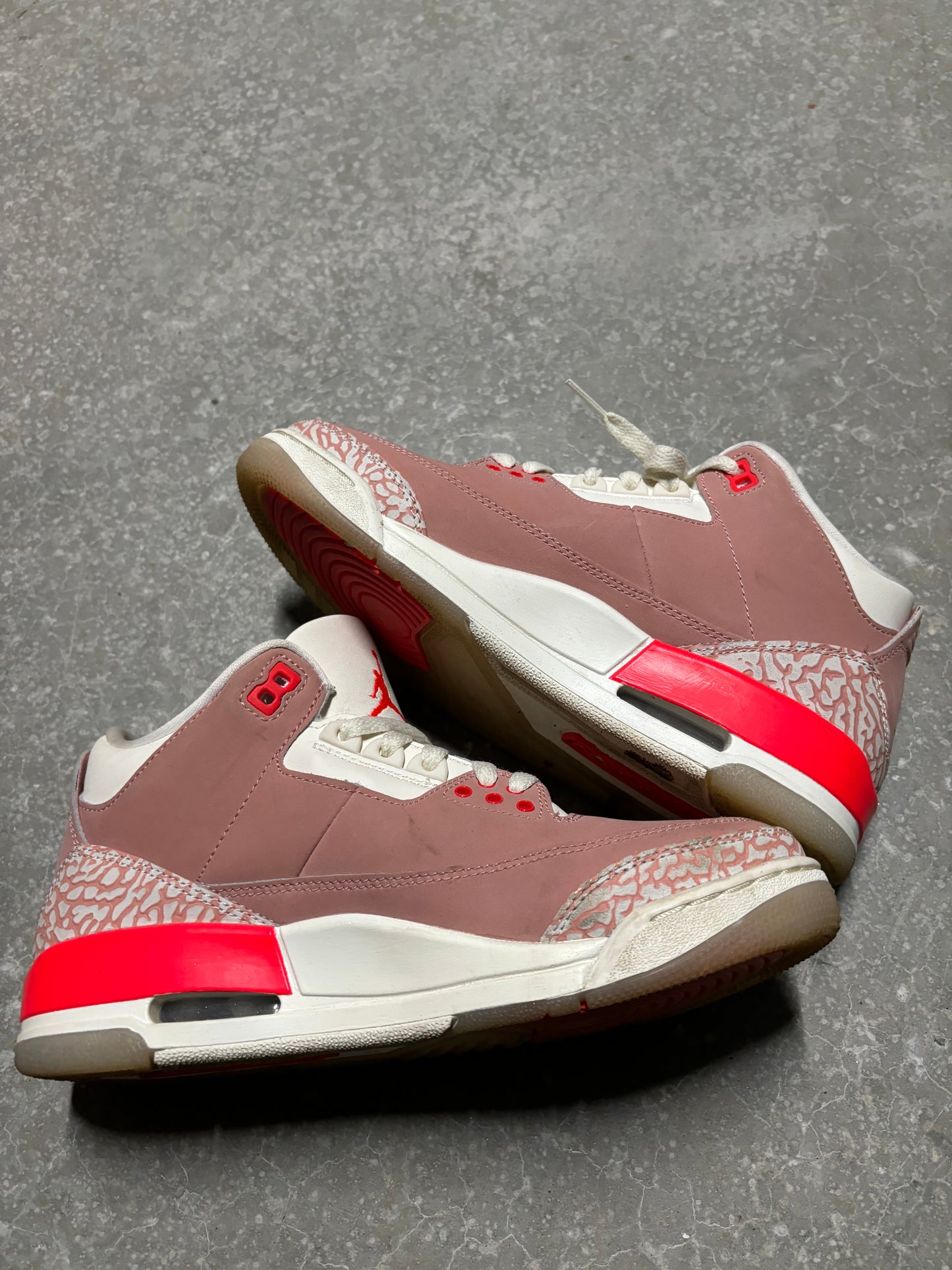 JORDAN 3 “ Rust pink “