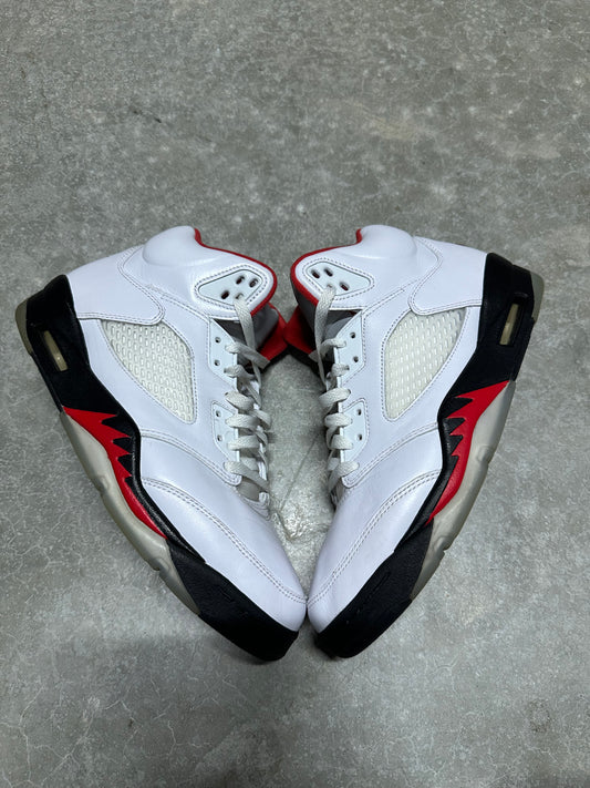 JORDAN 5 “ fire red “