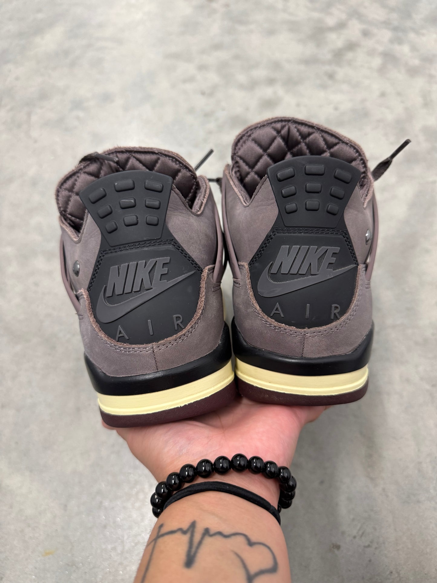 A MA MANIÉRE JORDAN 4 “ Violet Ore “