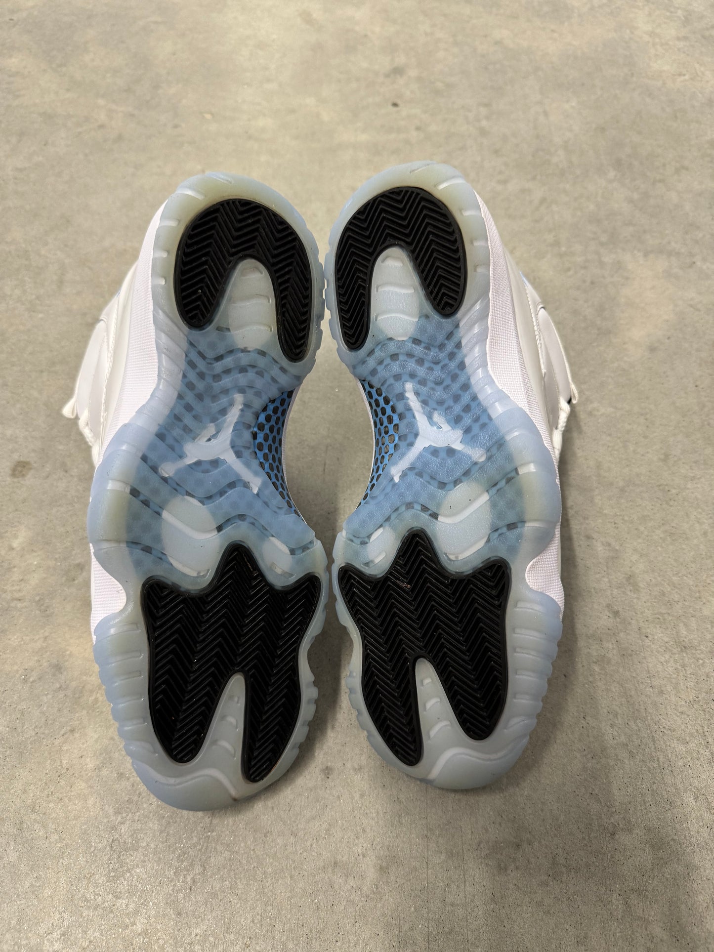 JORDAN 11 “ Legend Blue “