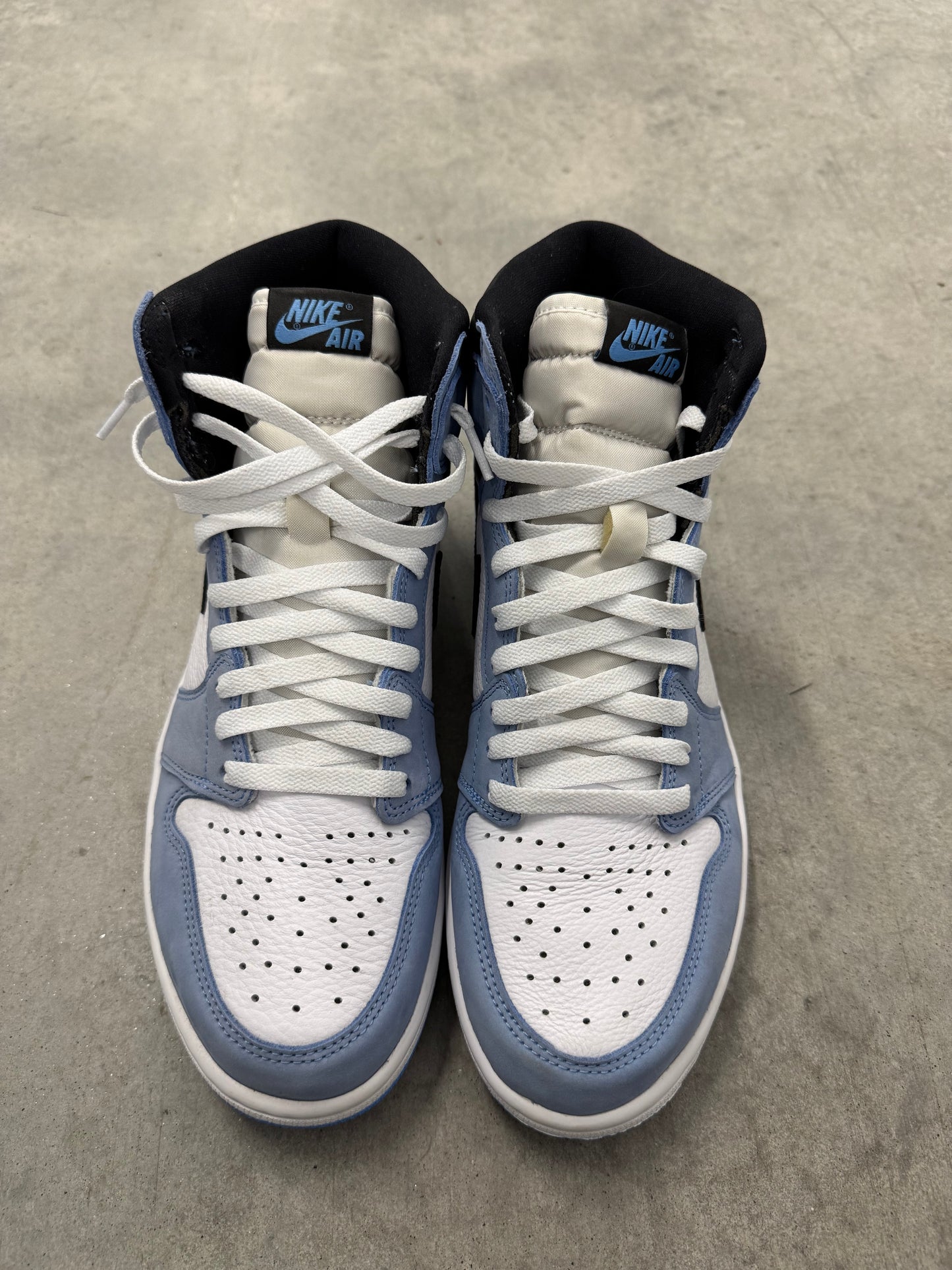 JORDAN 1 “ University Blue “