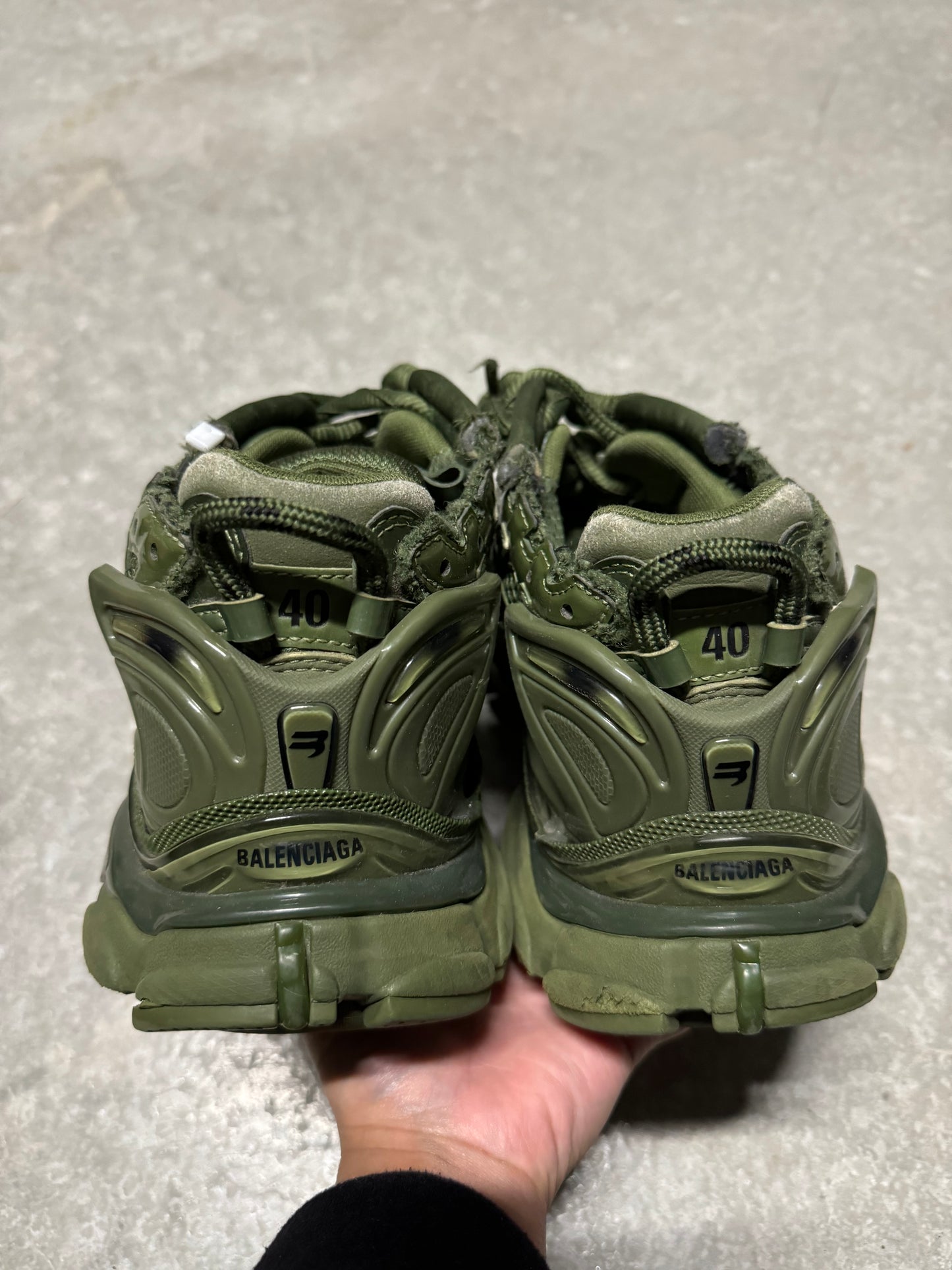 BALENCIAGA RUNNER “ olive green “