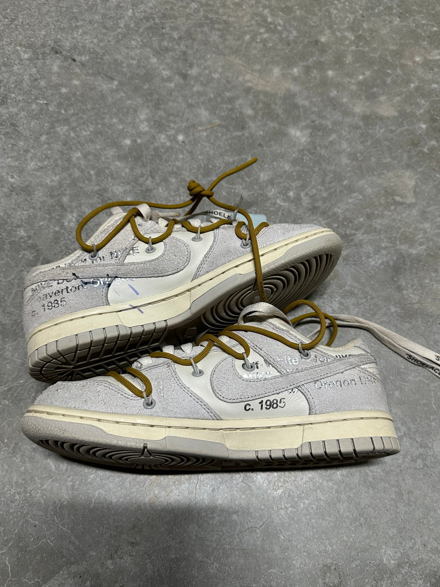 OFF WHITE DUNK LOW “ lot 37 “