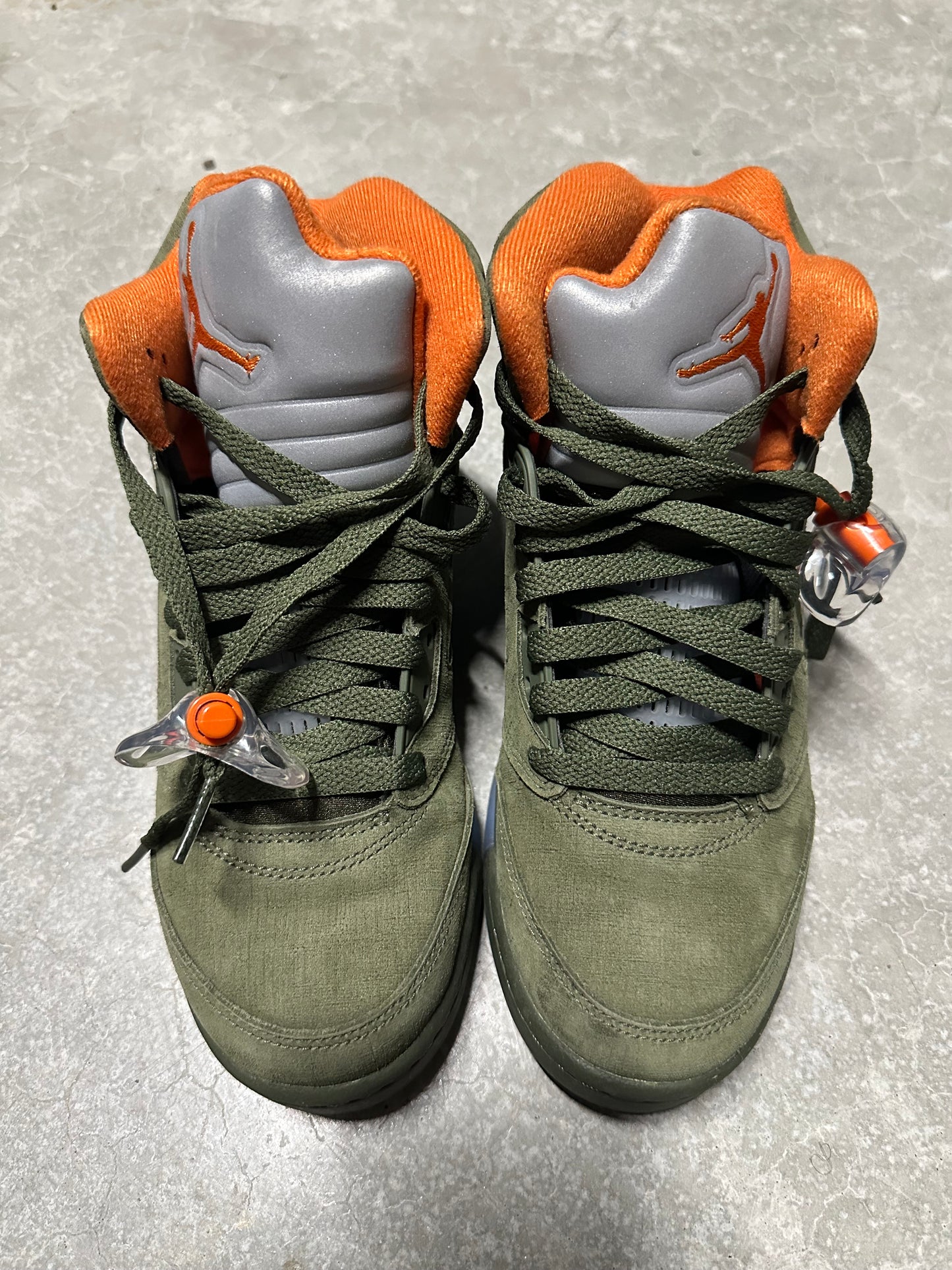 JORDAN 5 “ Olive “