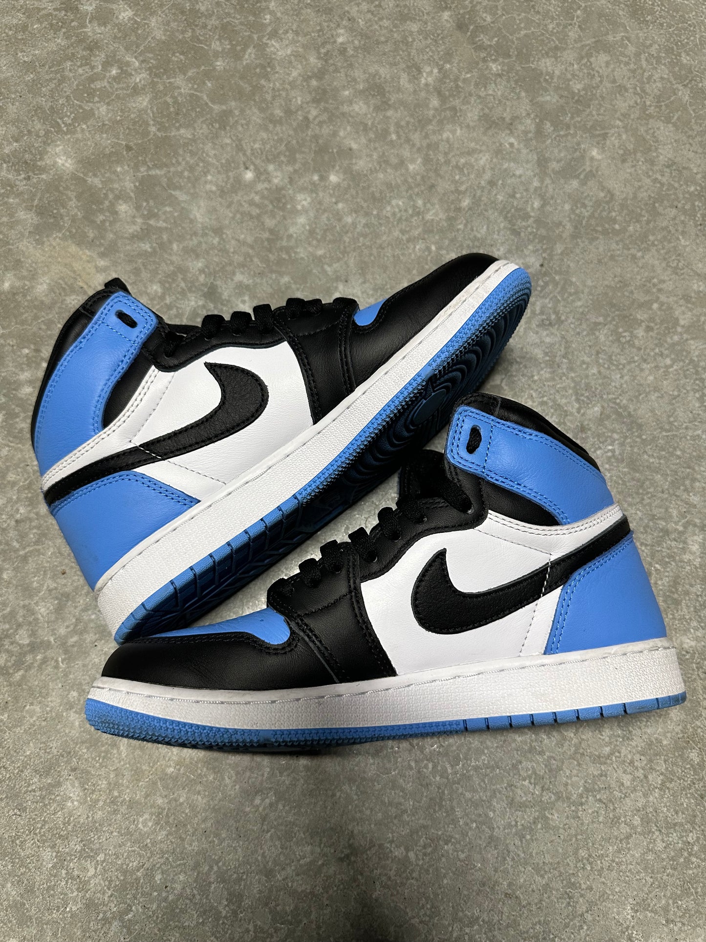 JORDAN 1 “ unc “