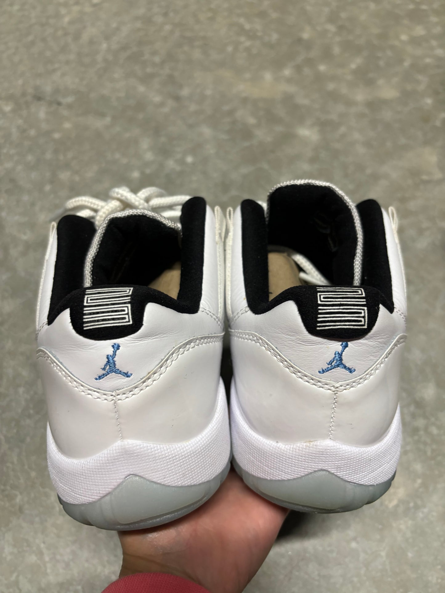 JORDAN 11 LOW “ legend blue “