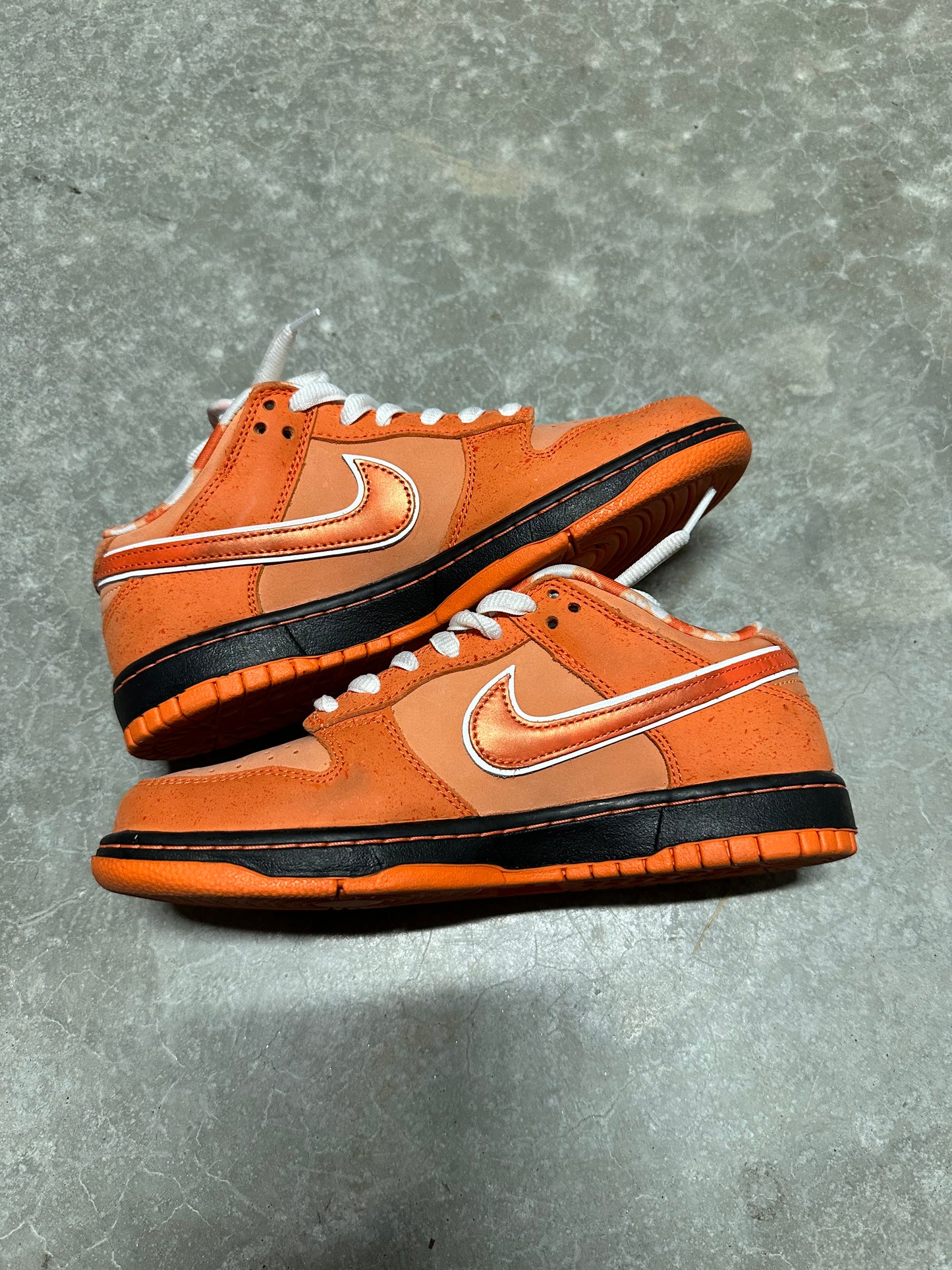 DUNK LOW “ orange lobster “