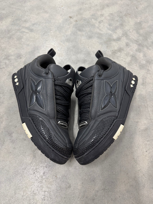 LOUIS VUITTON SKATE SNEAKER “ Oversized Flower - Black “