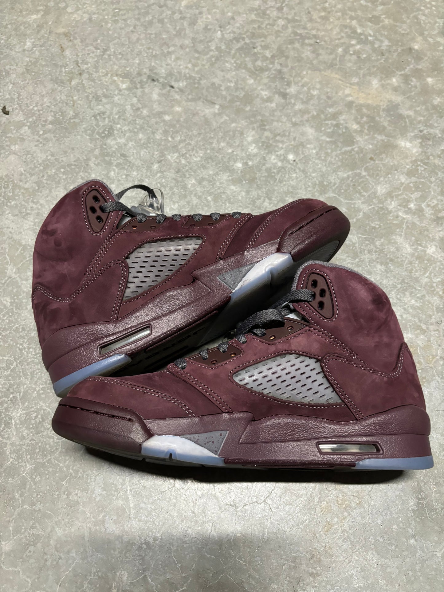 JORDAN 5 “ burgundy “